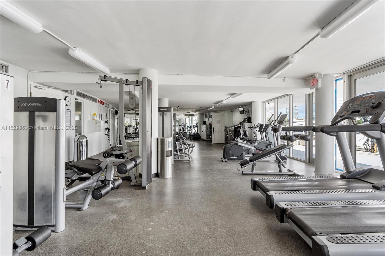 900 Bay Dr #718+Dock Slip available Miami Beach, FL 33141