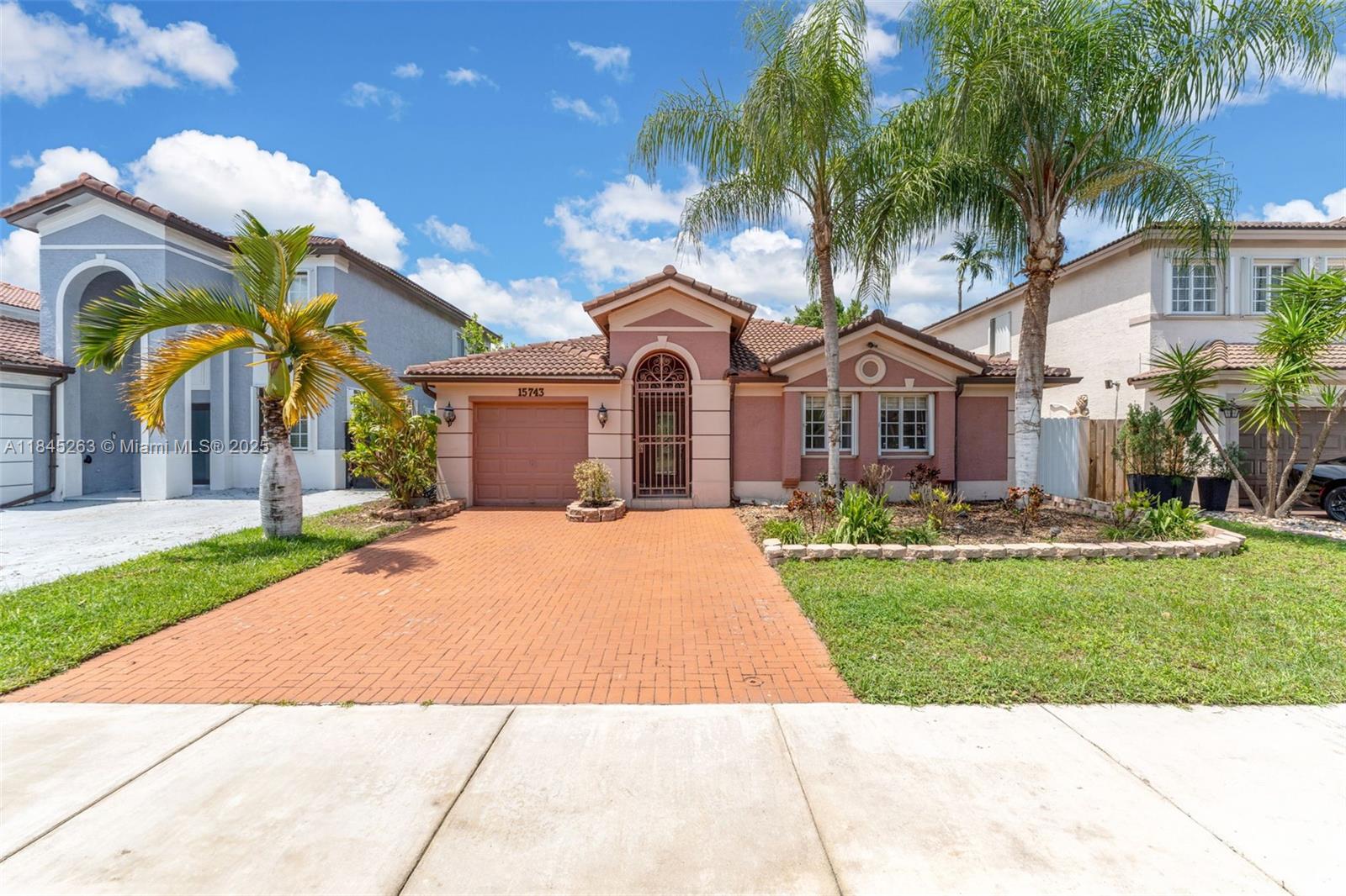 15743 SW 139th St