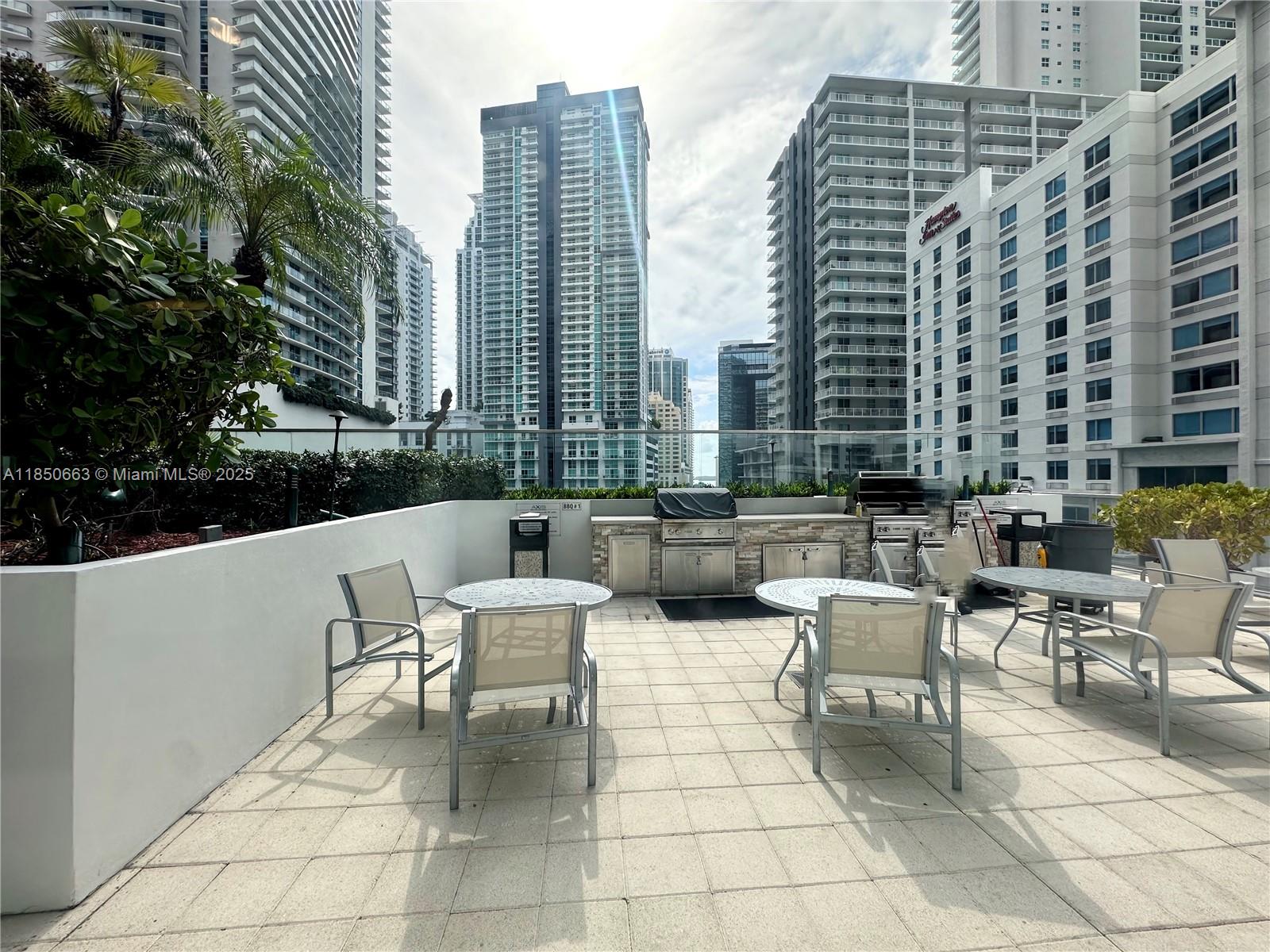 image Axis On Brickell17