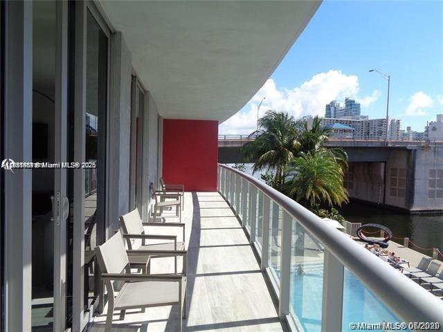 image Beachwalk Condominium16