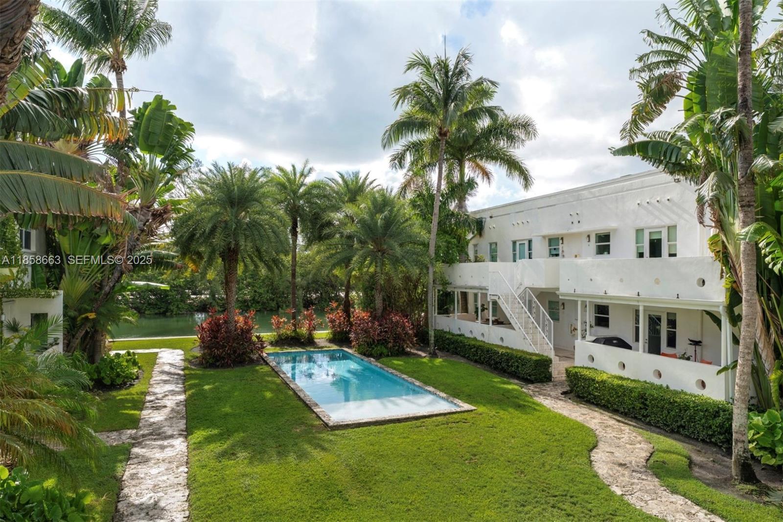 4017 N Meridian Ave #4017 Miami Beach, FL 33140