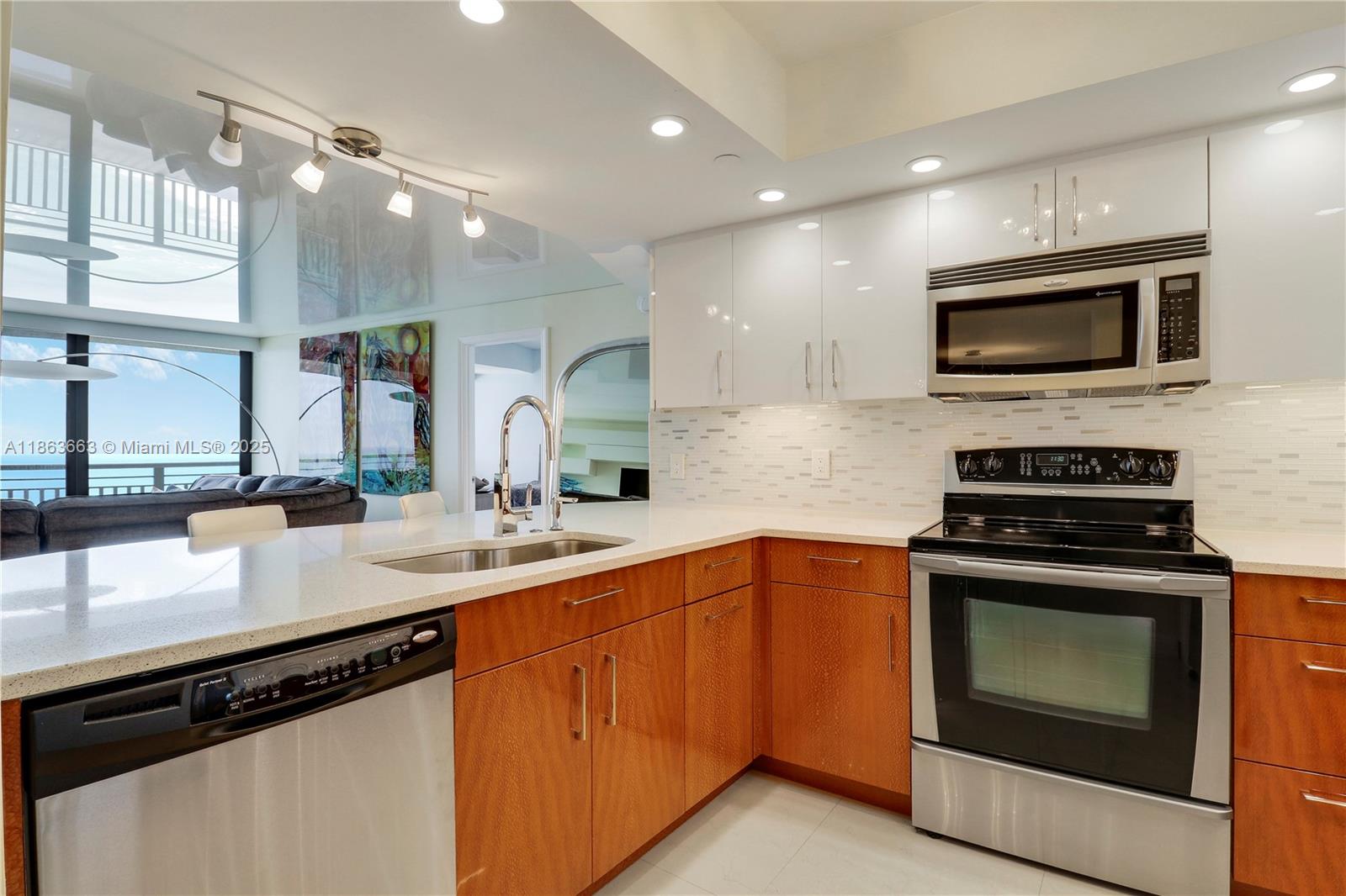 3000 N Ocean Dr #PH-D Singer Island, FL 33404