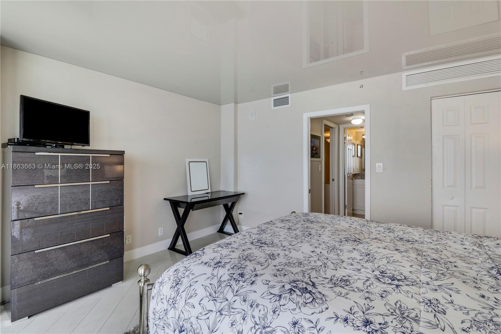 3000 N Ocean Dr #PH-D Singer Island, FL 33404