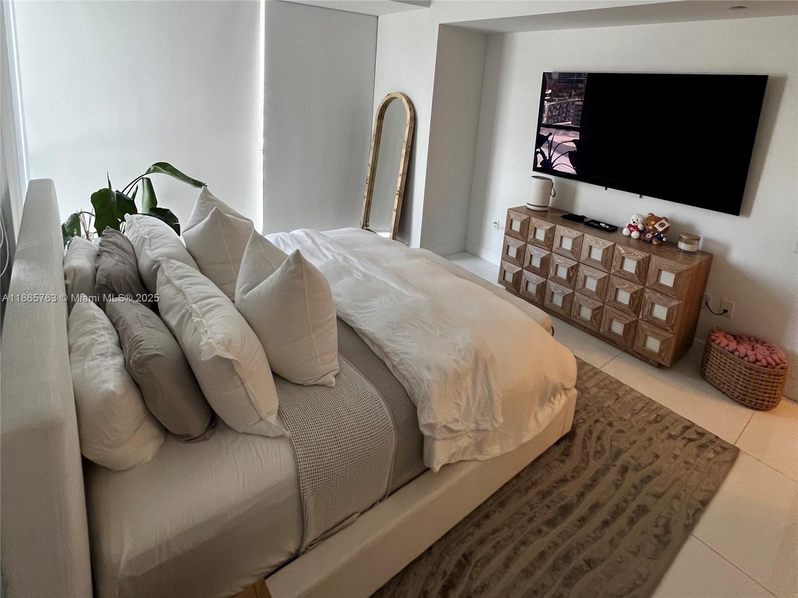 image Marquis Condo12