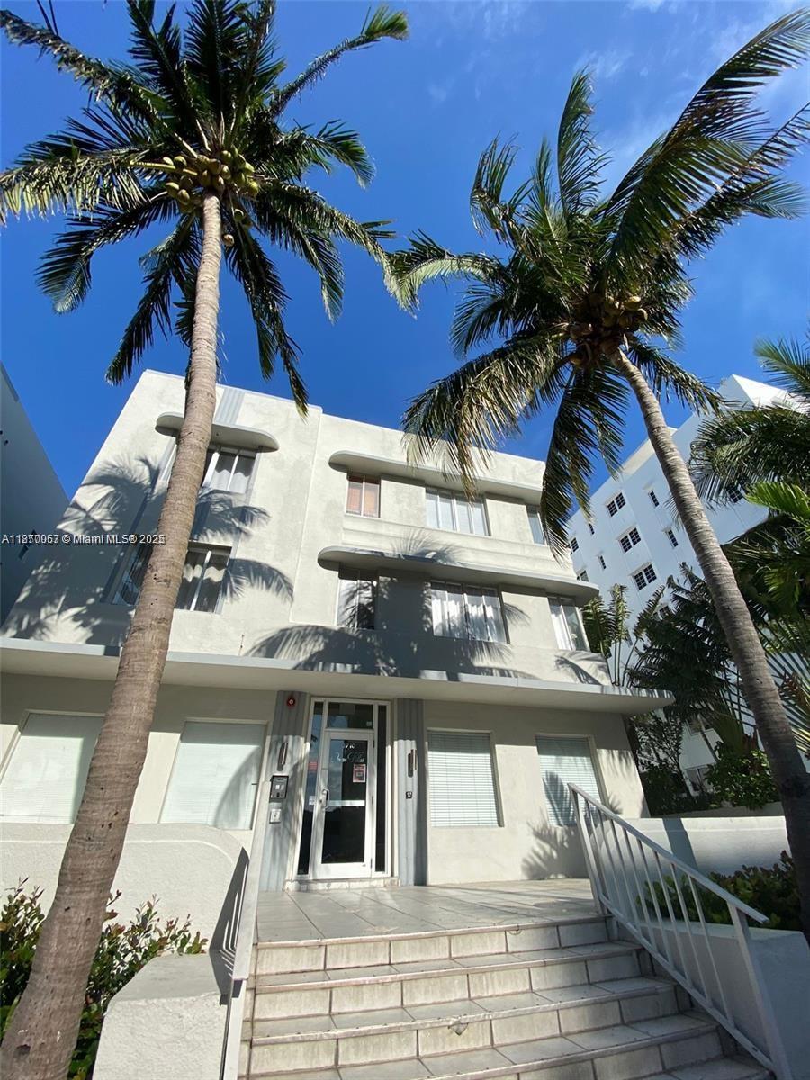 3710 Collins Ave #N-103