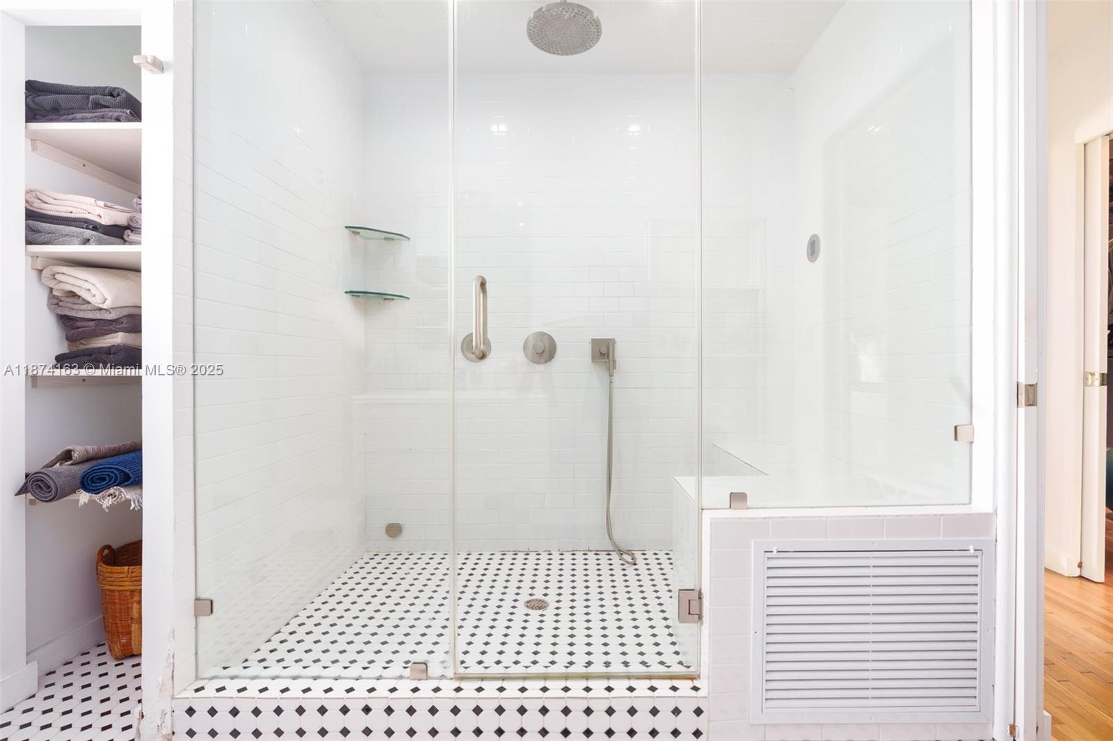 431 NE 52nd Ter Miami, FL 33137