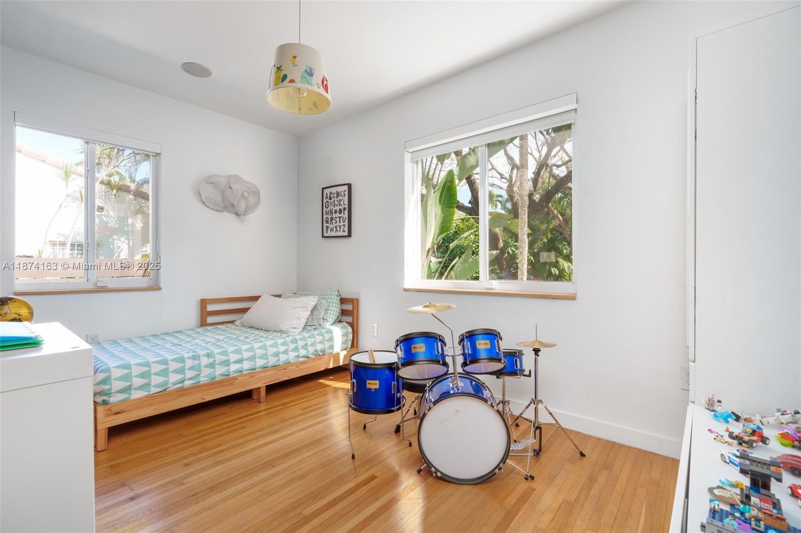 431 NE 52nd Ter Miami, FL 33137