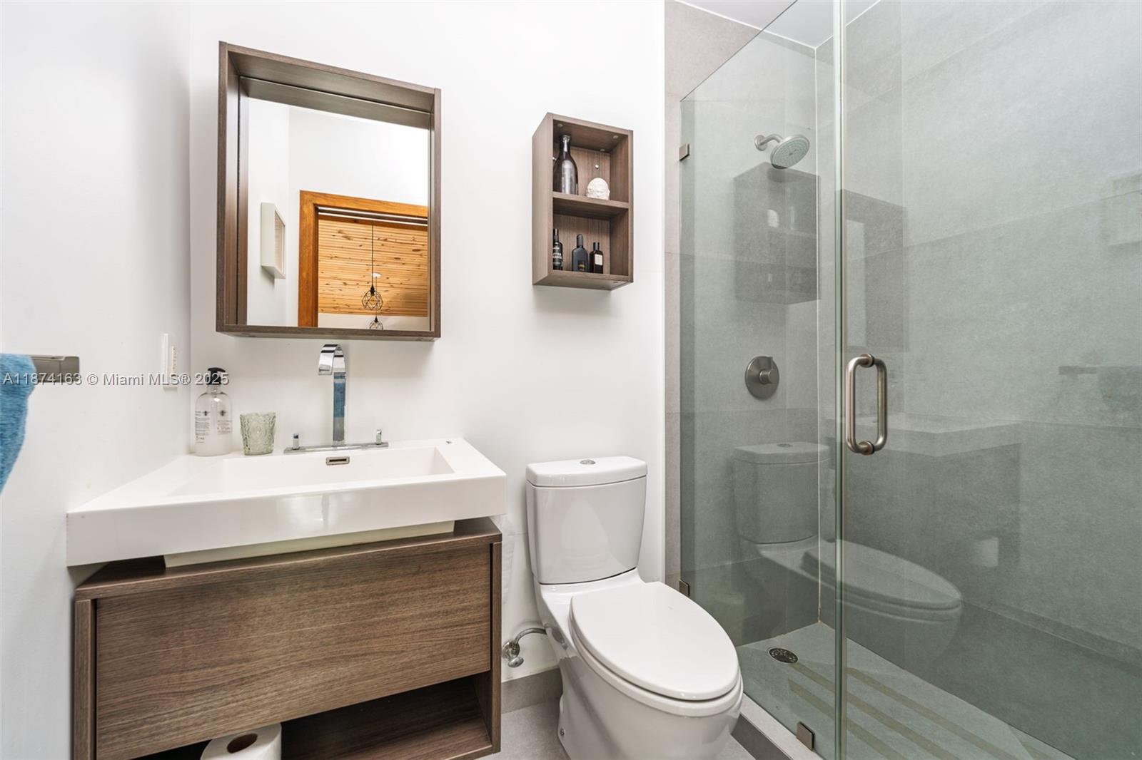 431 NE 52nd Ter Miami, FL 33137