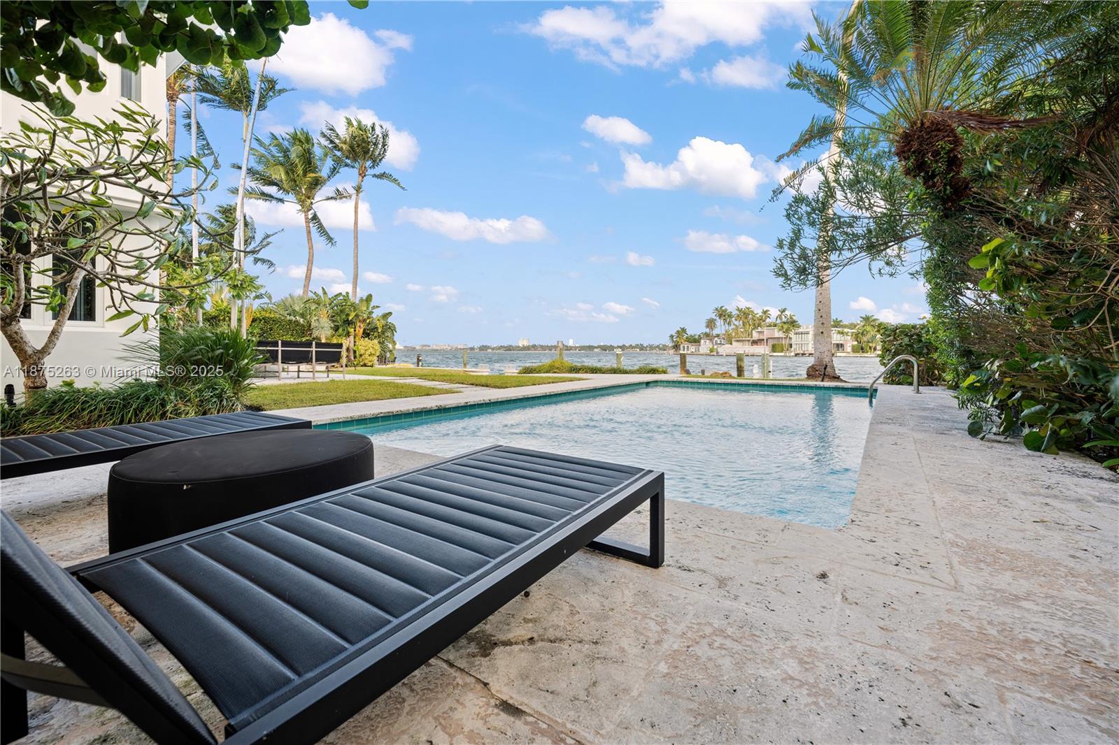 617/625 E Dilido Dr Miami Beach, FL 33139