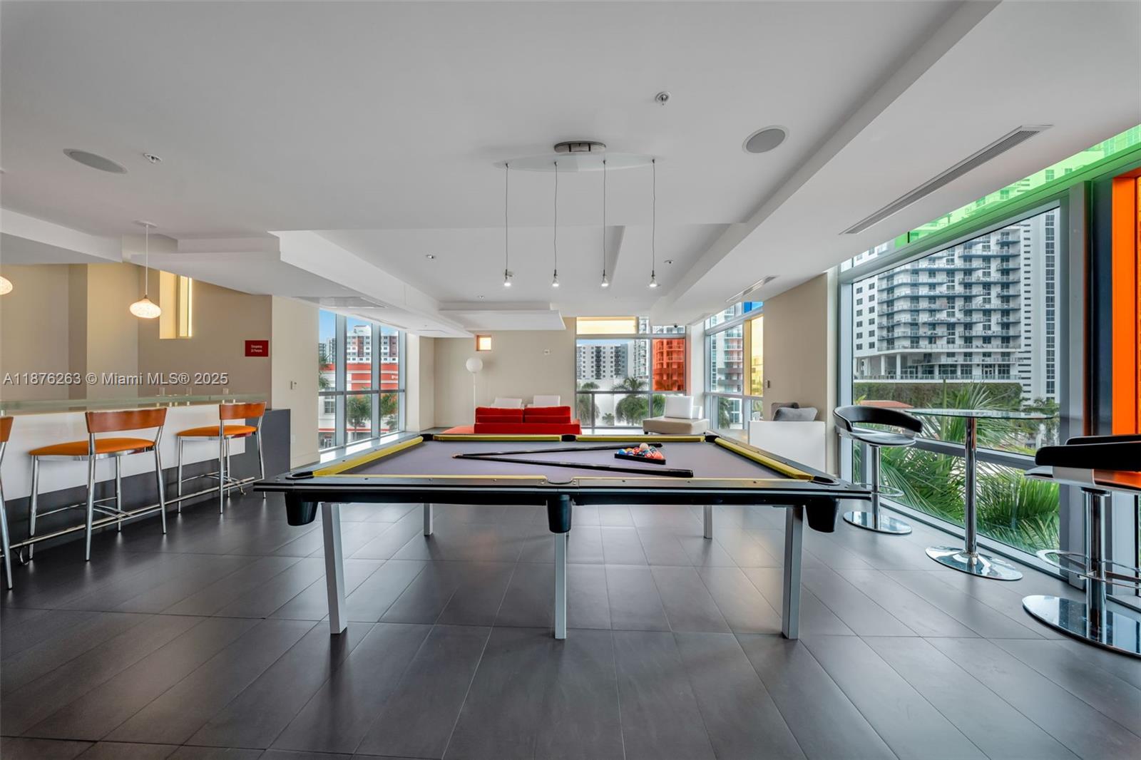 image Gallery Art Condo31