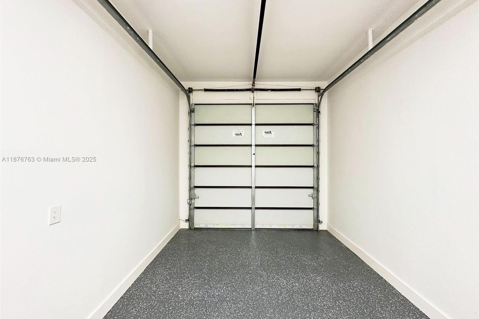 3132 Plaza St Miami, FL 33133