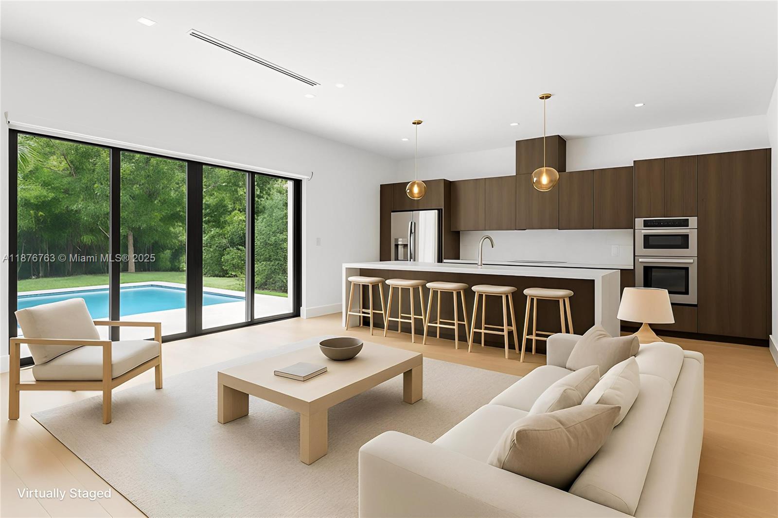 3132 Plaza St Miami, FL 33133