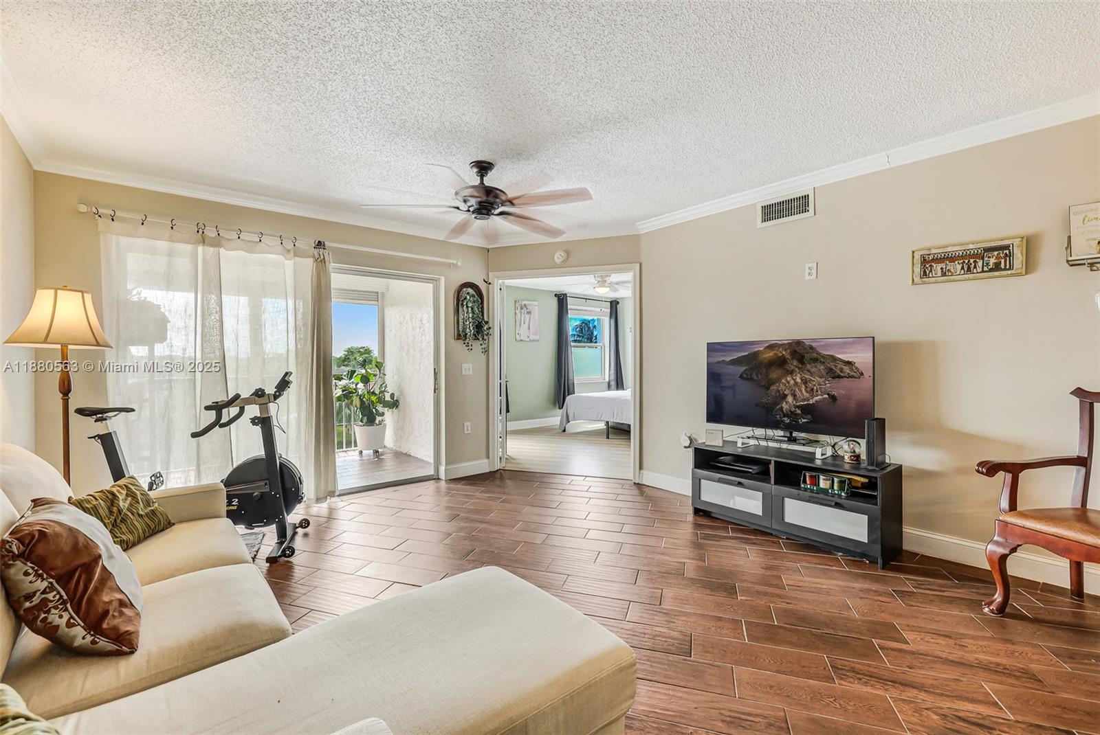 10346 NW 24th Pl #304