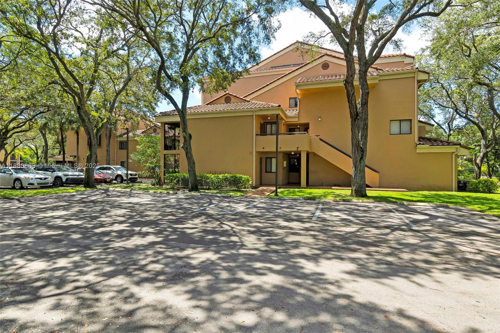 15575 Miami Lakeway N #108