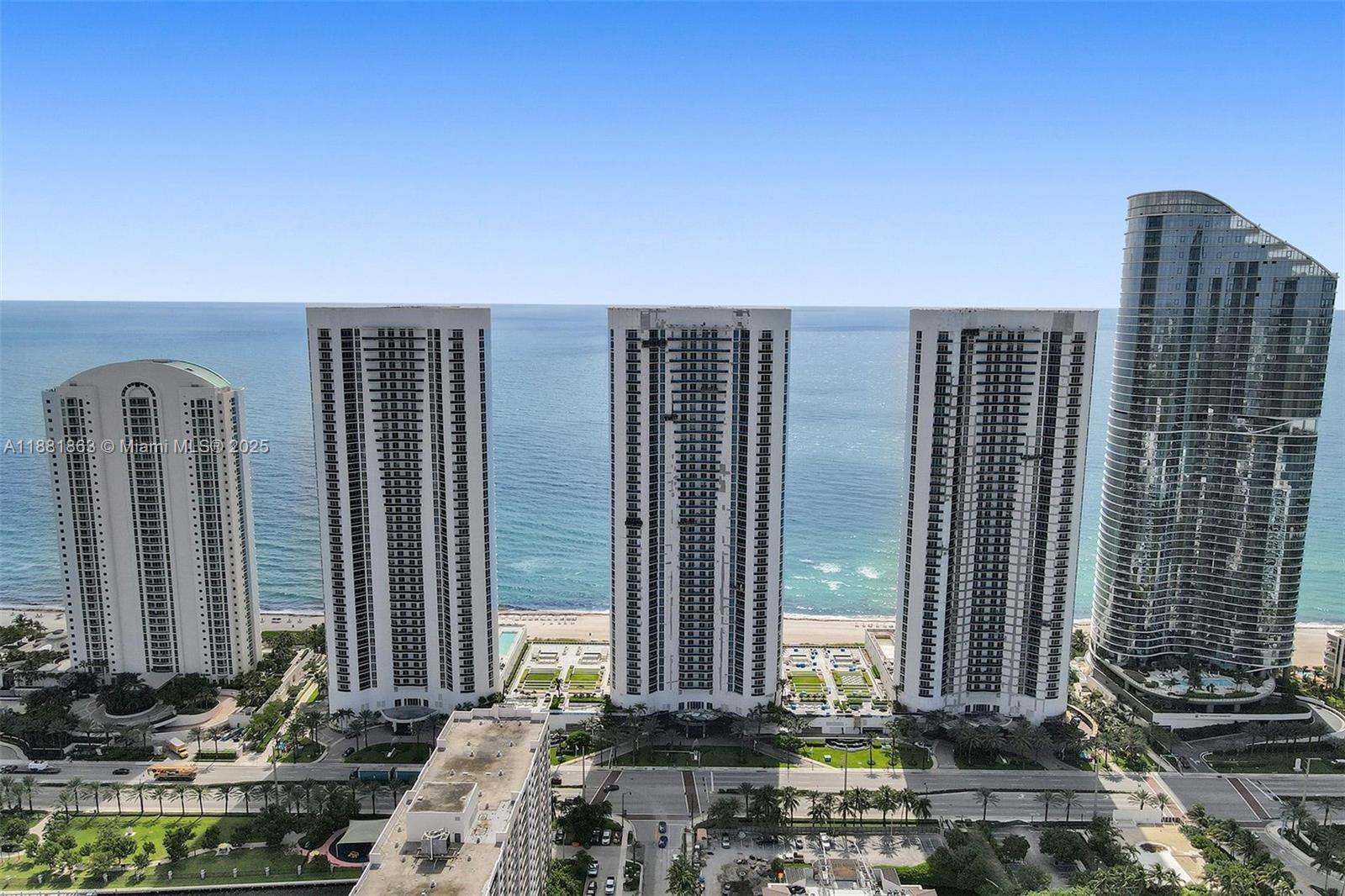 image Tdr Tower I Condo37