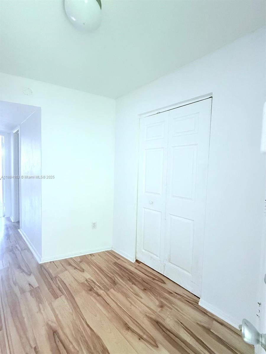 1201 NE 191st St #G304,Miami, FL 33179