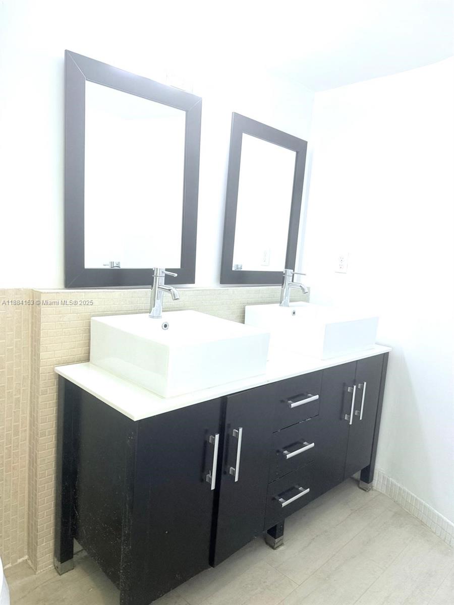 1201 NE 191st St #G304,Miami, FL 33179