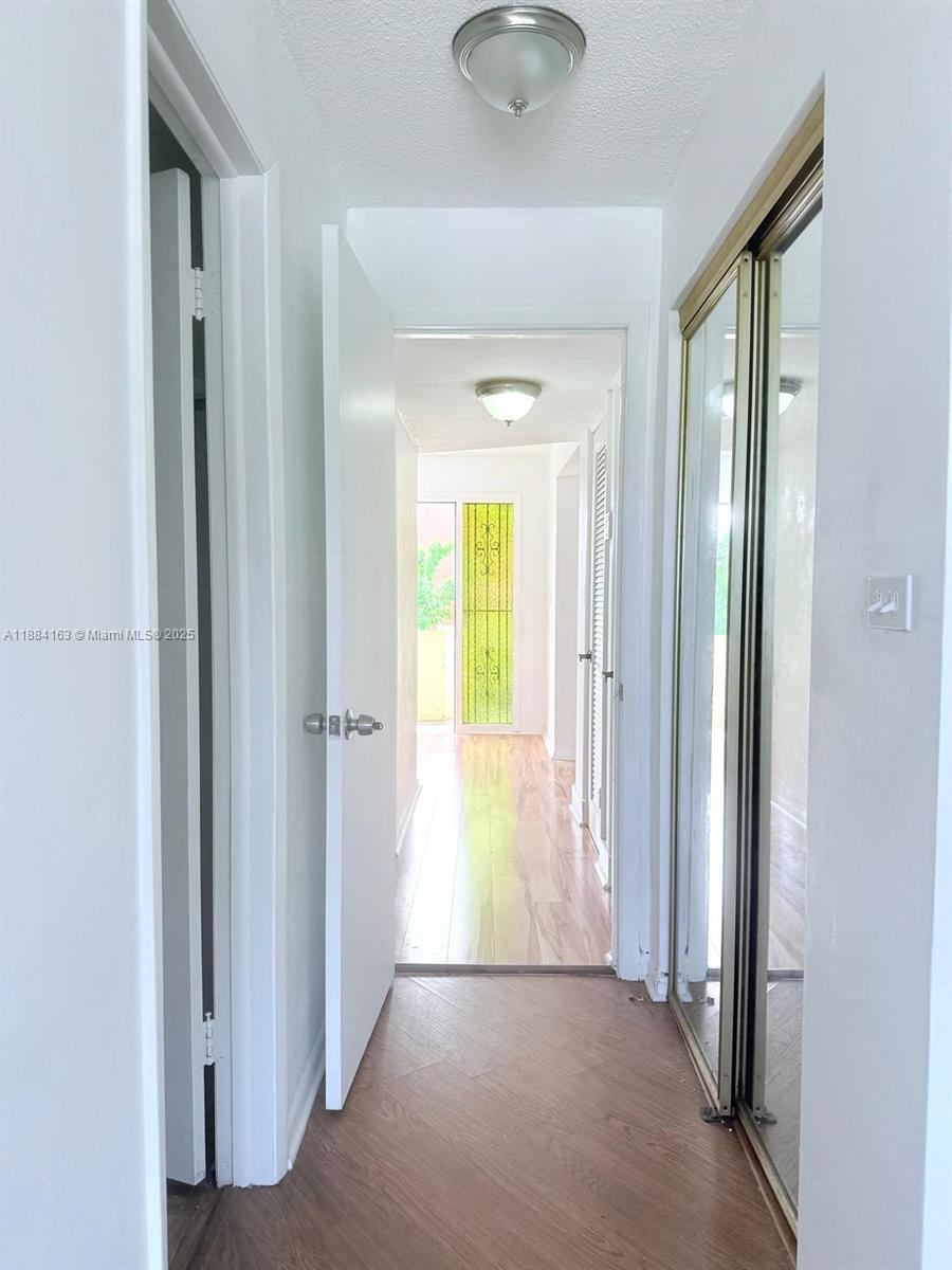 1201 NE 191st St #G304,Miami, FL 33179