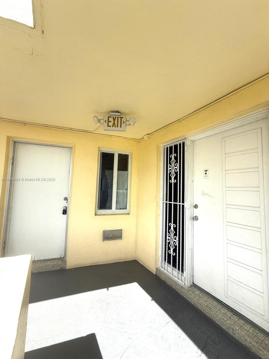 1201 NE 191st St #G304,Miami, FL 33179