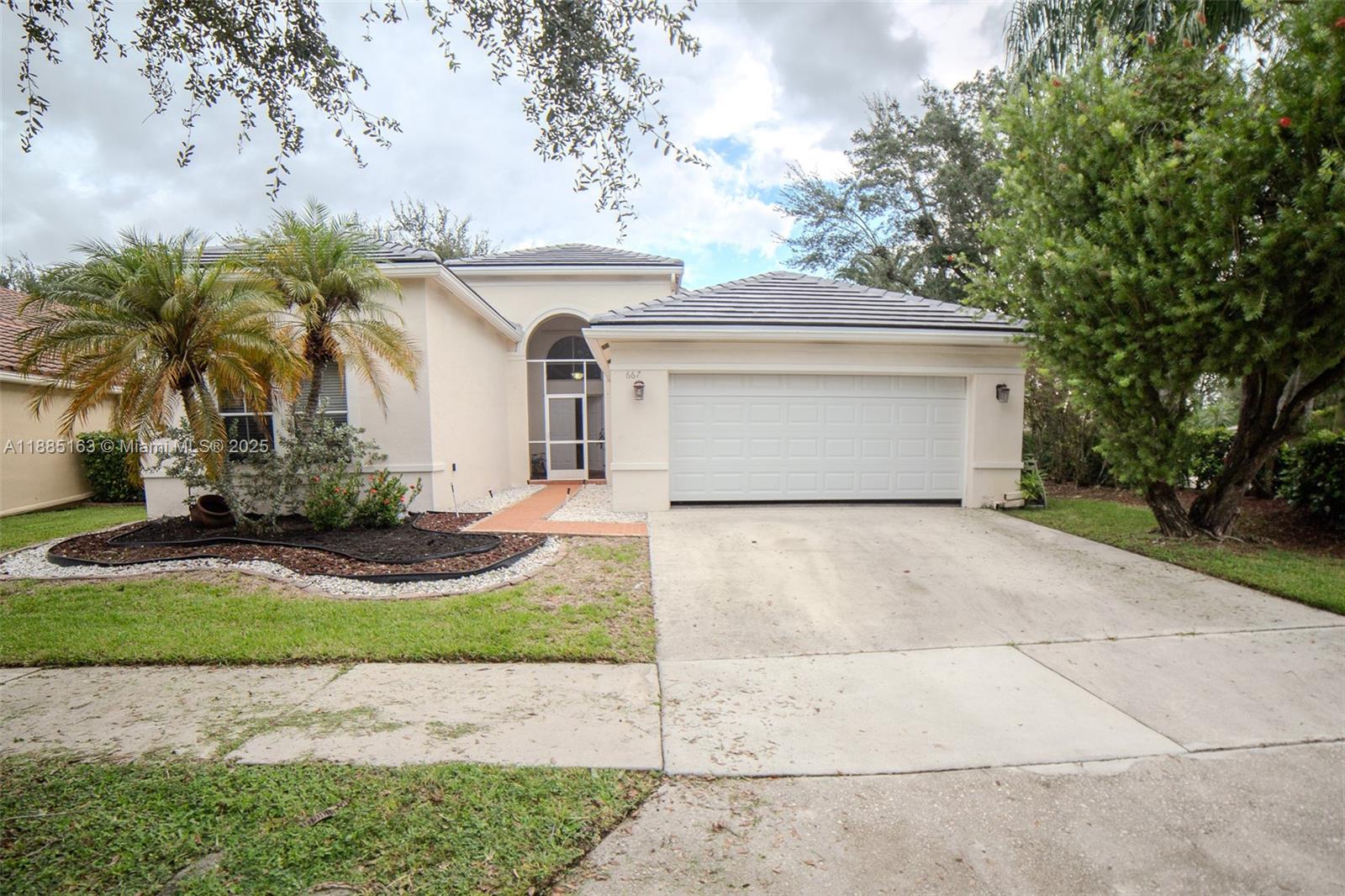 667 Carrington Ln