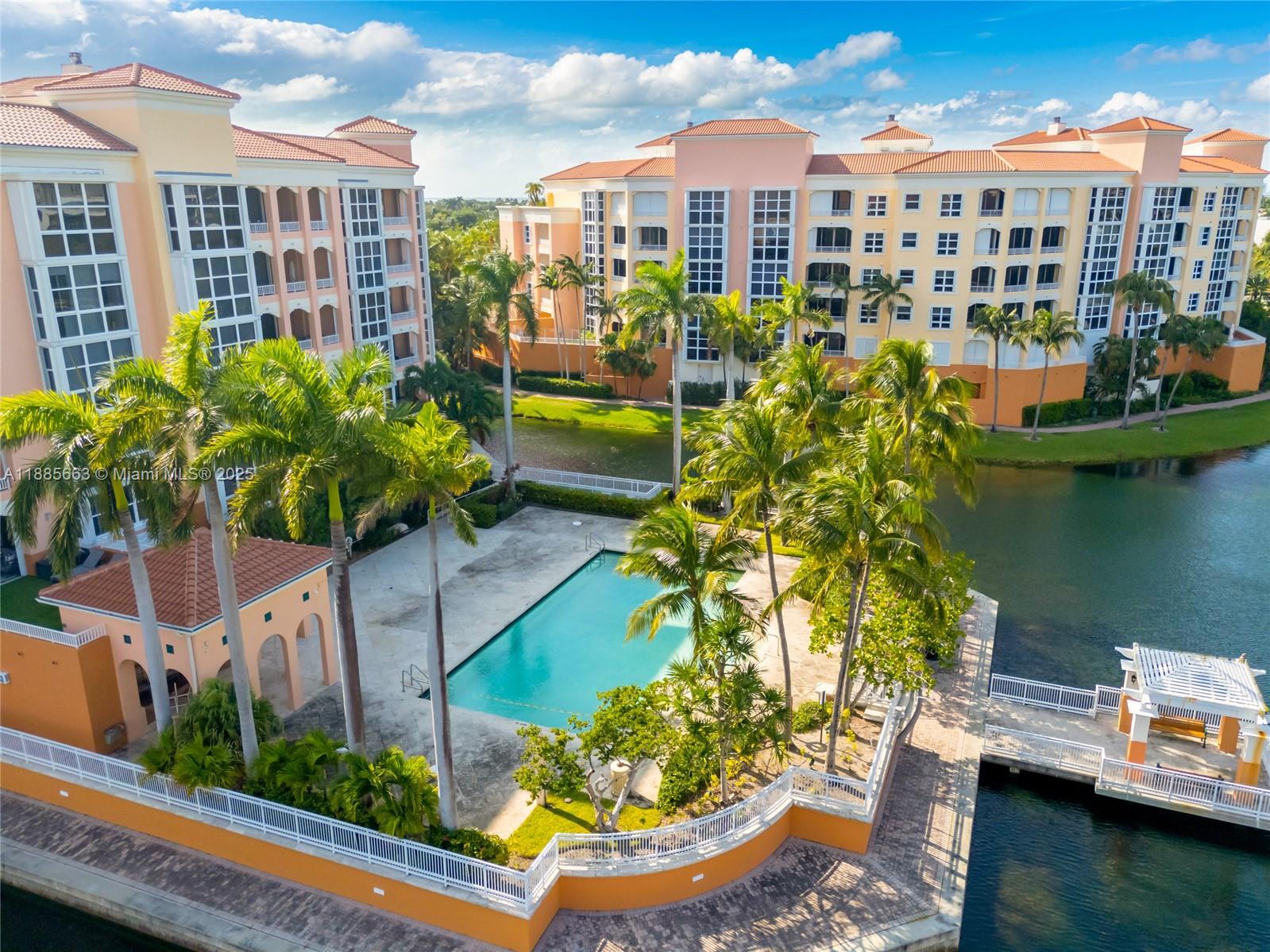 737 Crandon Blvd #PH-1 Key Biscayne, FL 33149