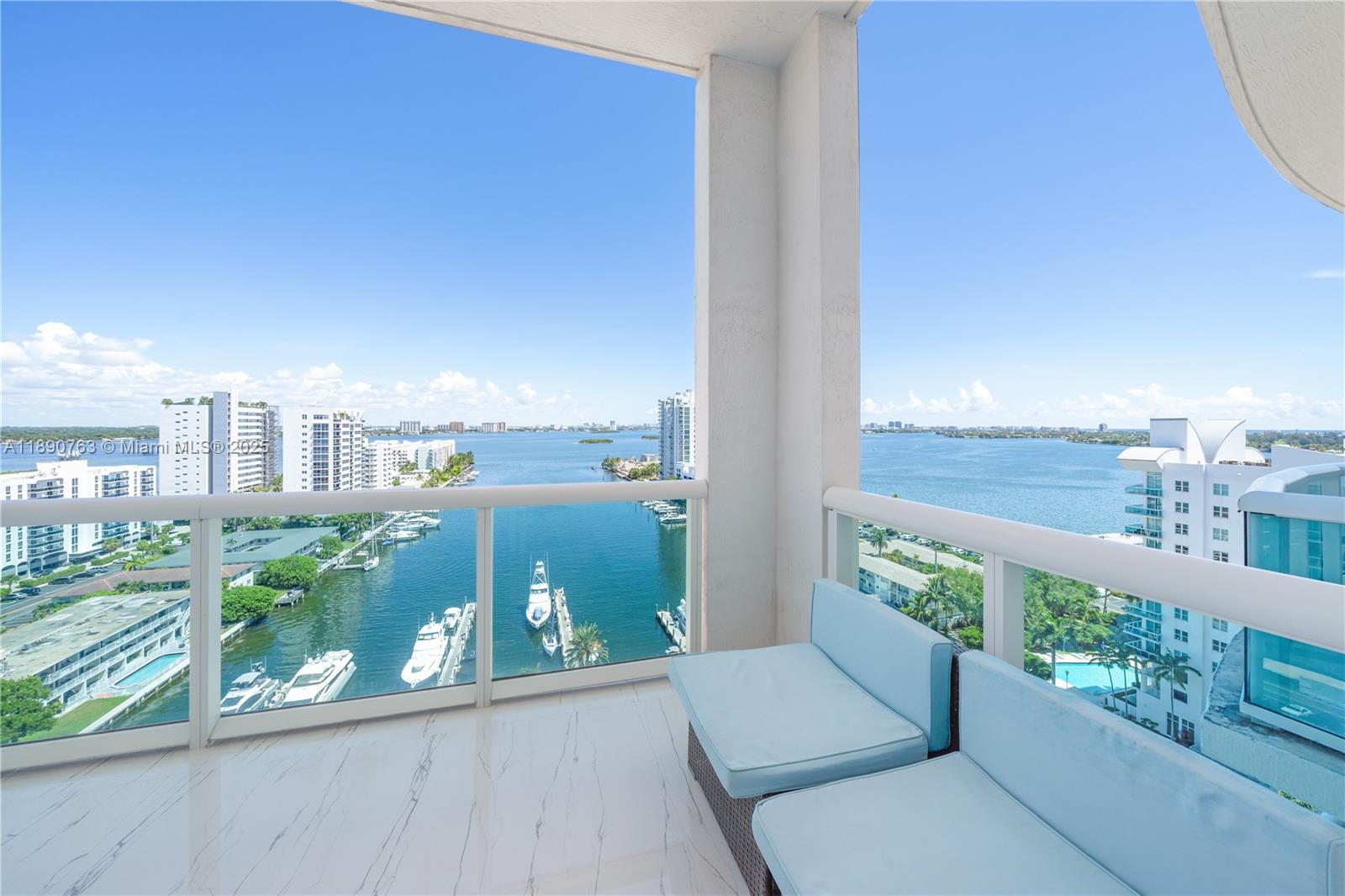 7900 Harbor Is Dr #PH14 North Bay Village, FL 33141