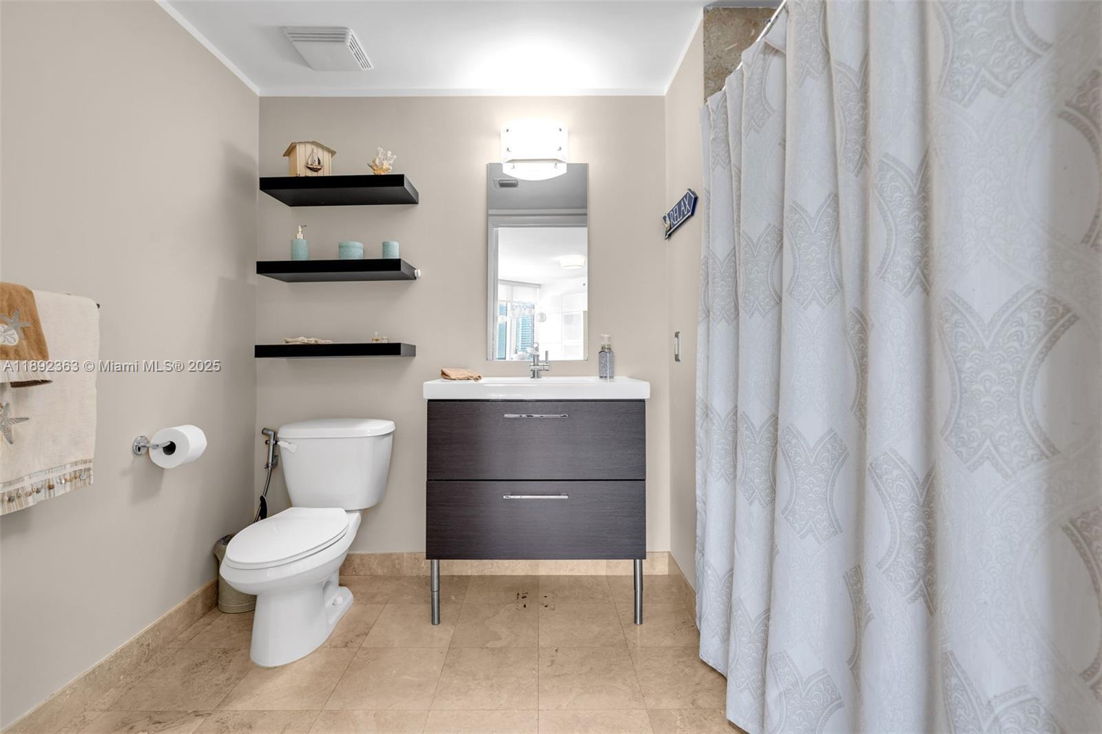 image Wind Condominium10