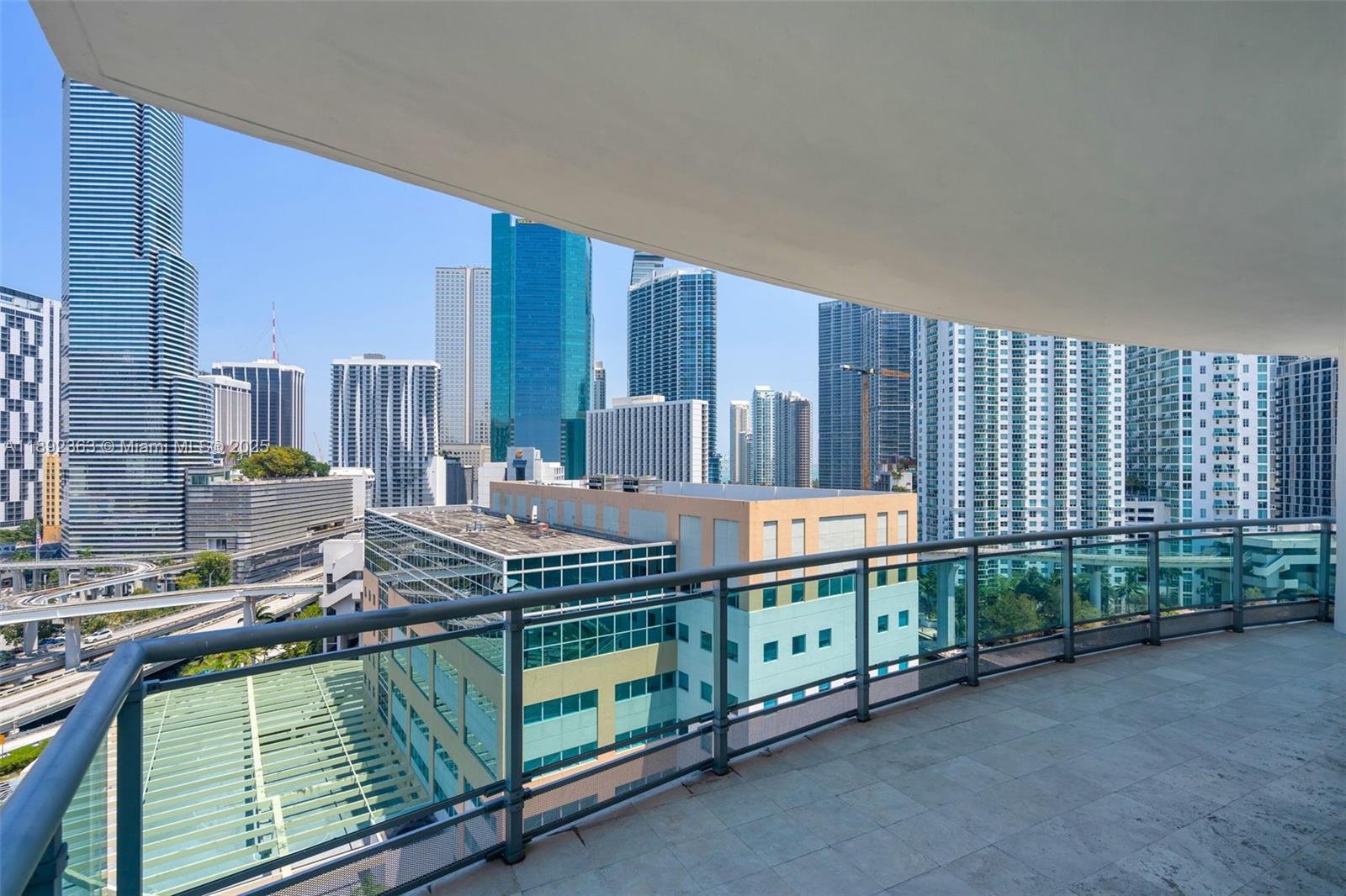 image Wind Condominium12