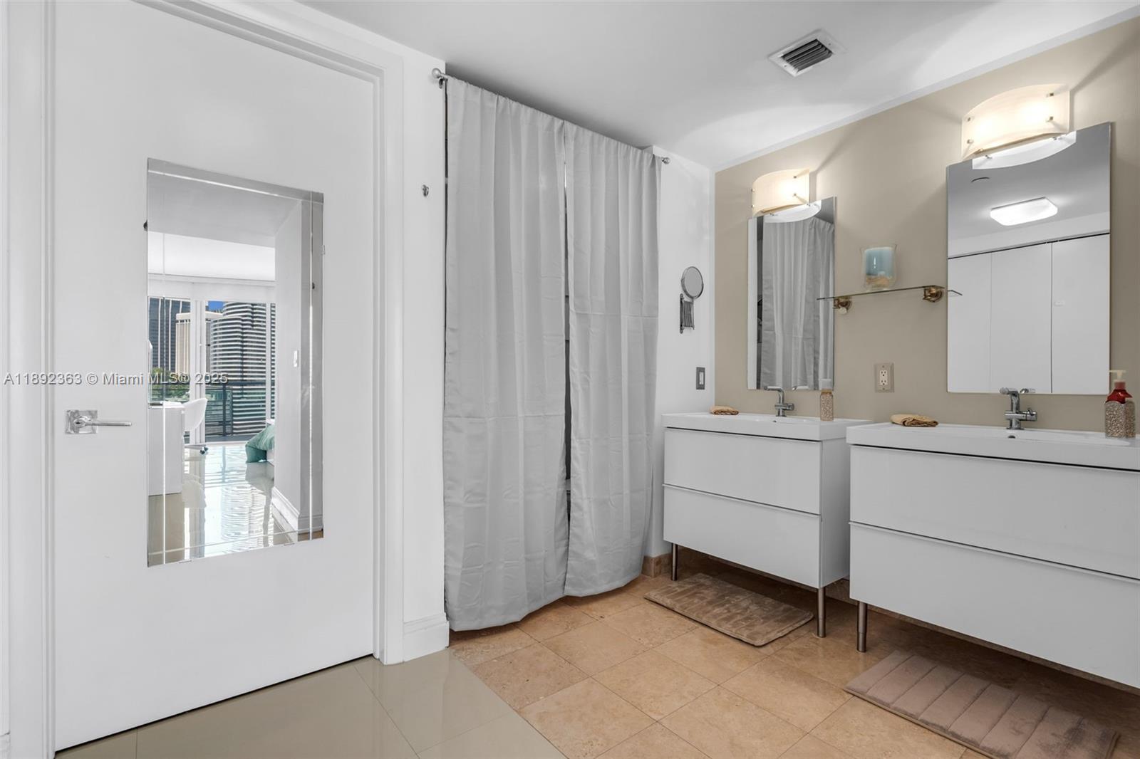 image Wind Condominium16