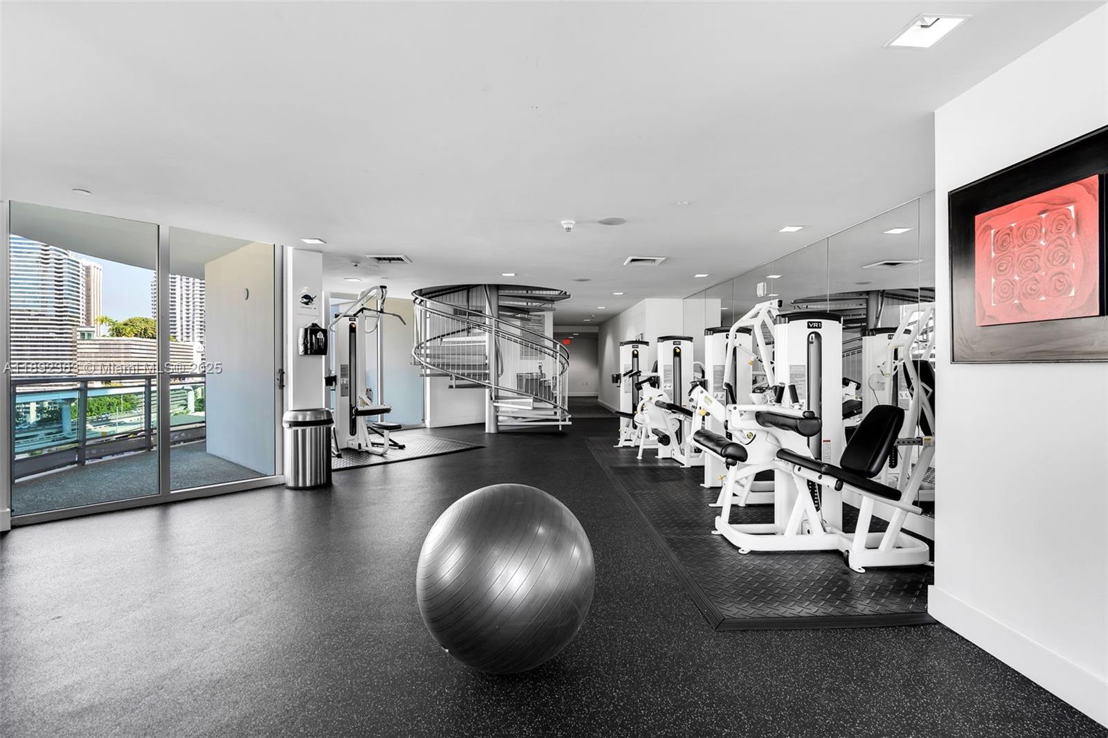 image Wind Condominium24