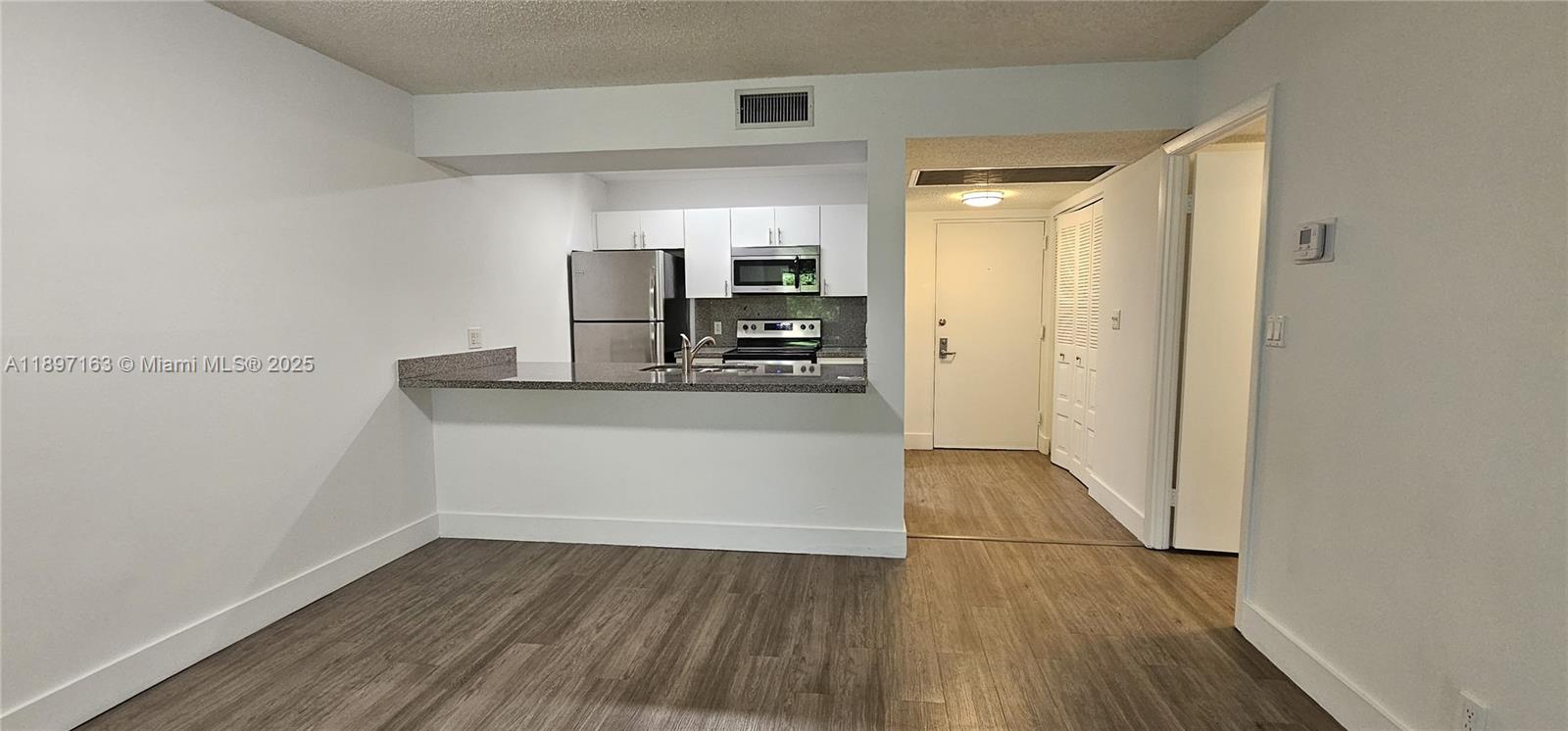 8100 Geneva Ct #540