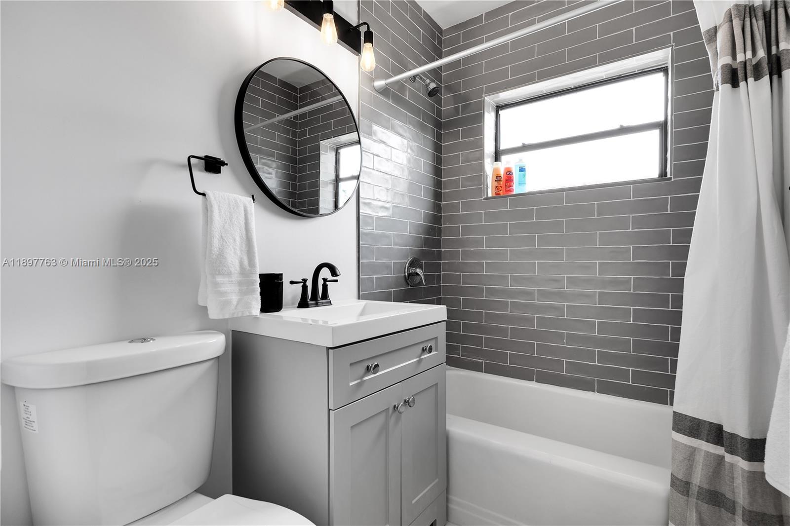 1510 Normandy Dr Miami Beach, FL 33141