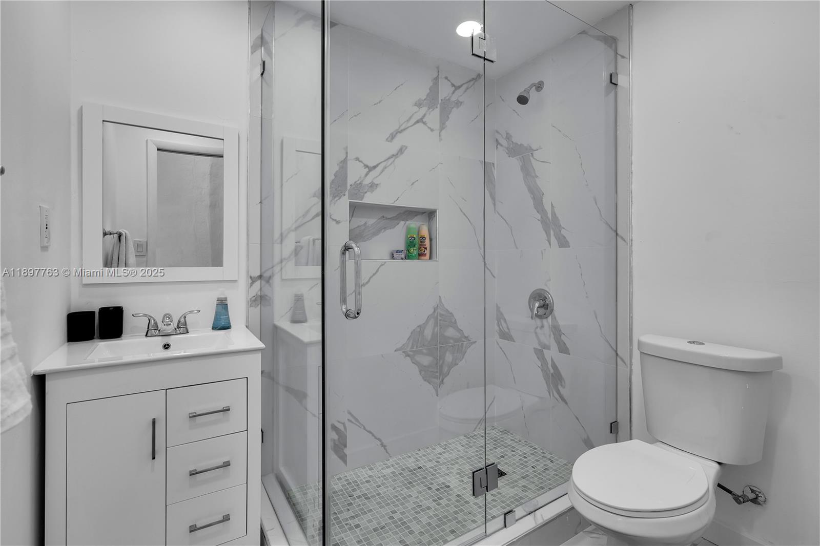 1510 Normandy Dr Miami Beach, FL 33141