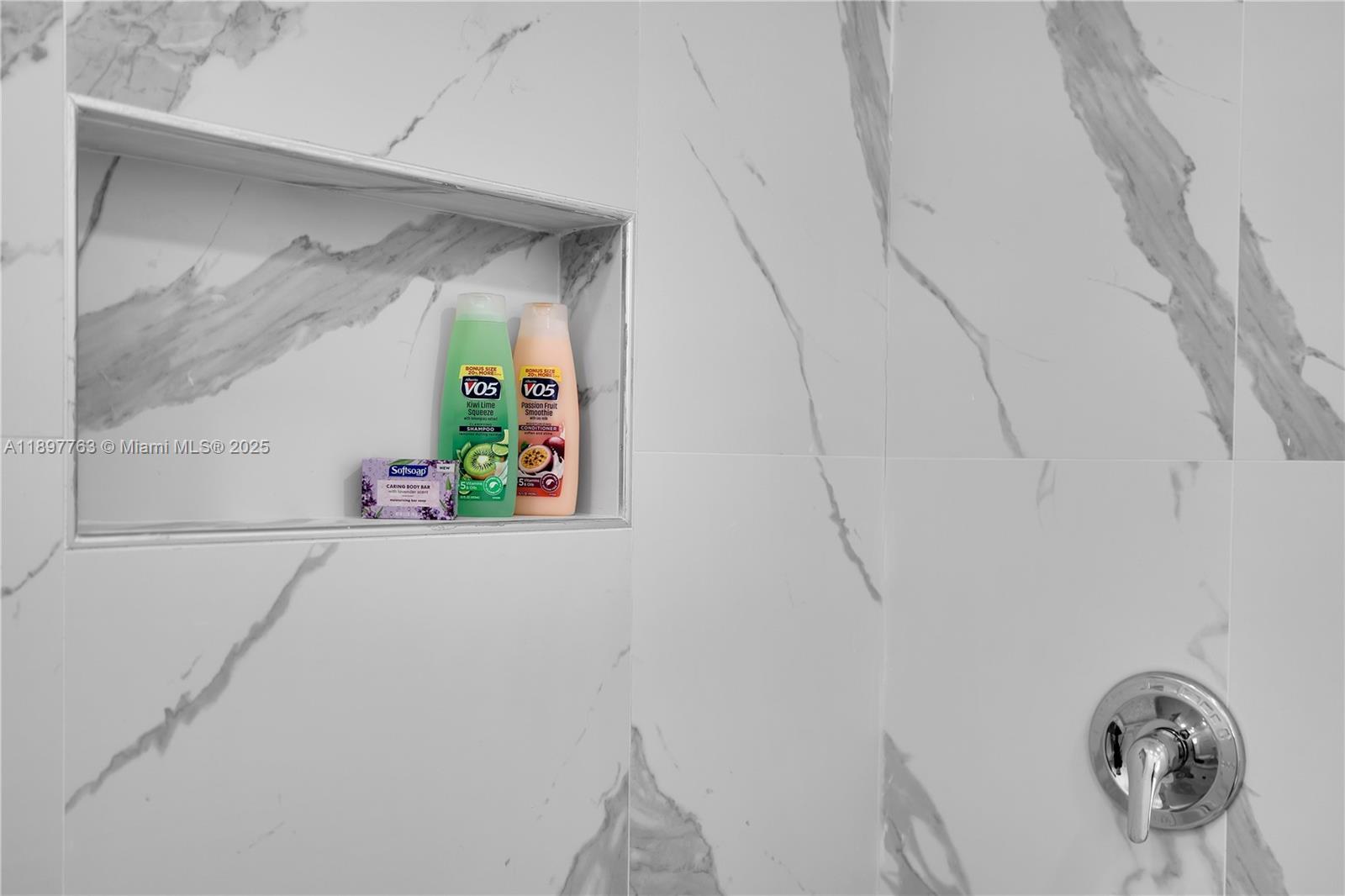 1510 Normandy Dr Miami Beach, FL 33141