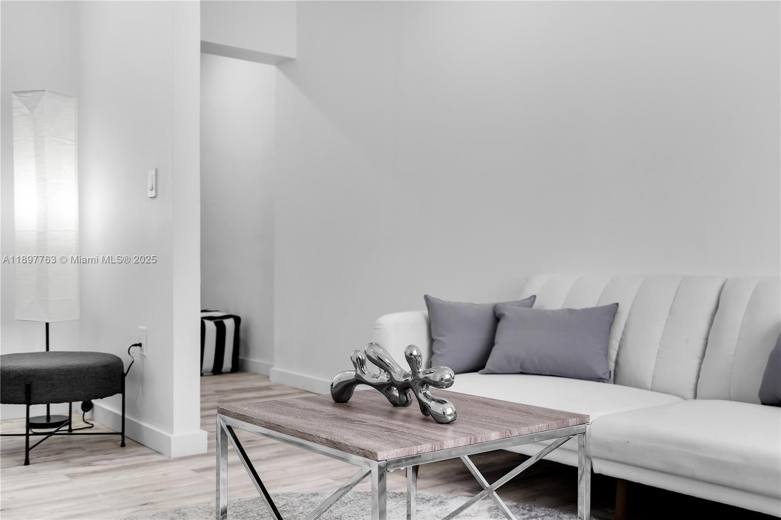 1510 Normandy Dr Miami Beach, FL 33141