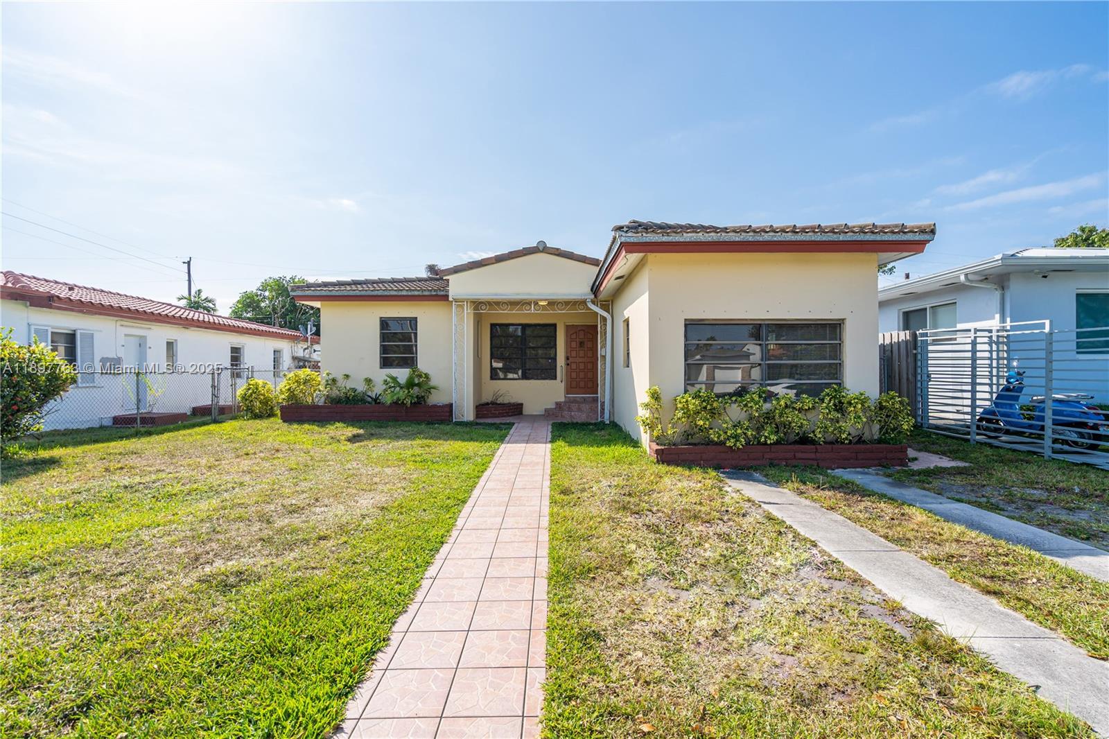 1510 Normandy Dr Miami Beach, FL 33141