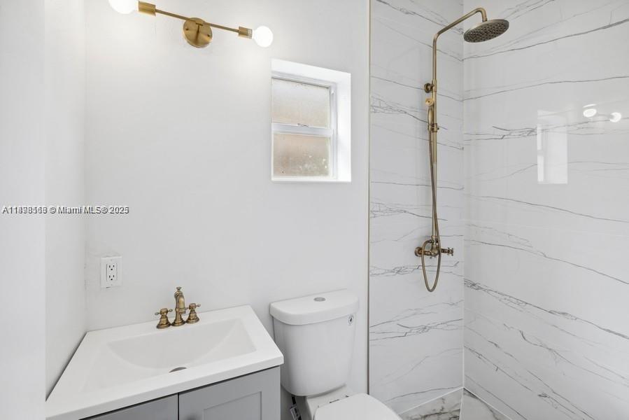 1915 Normandy Dr Miami Beach, FL 33141