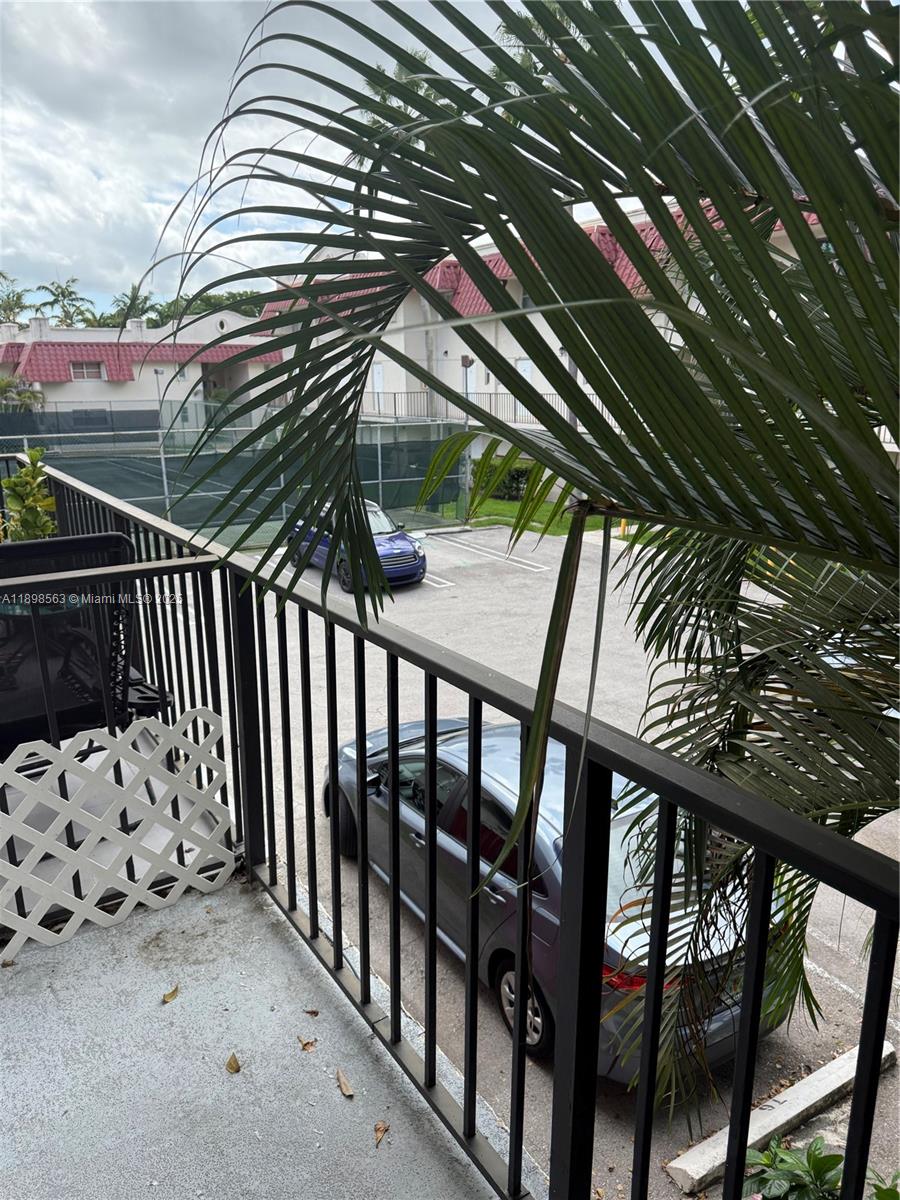 6705 N Kendall Dr #314 Pinecrest, FL 33156