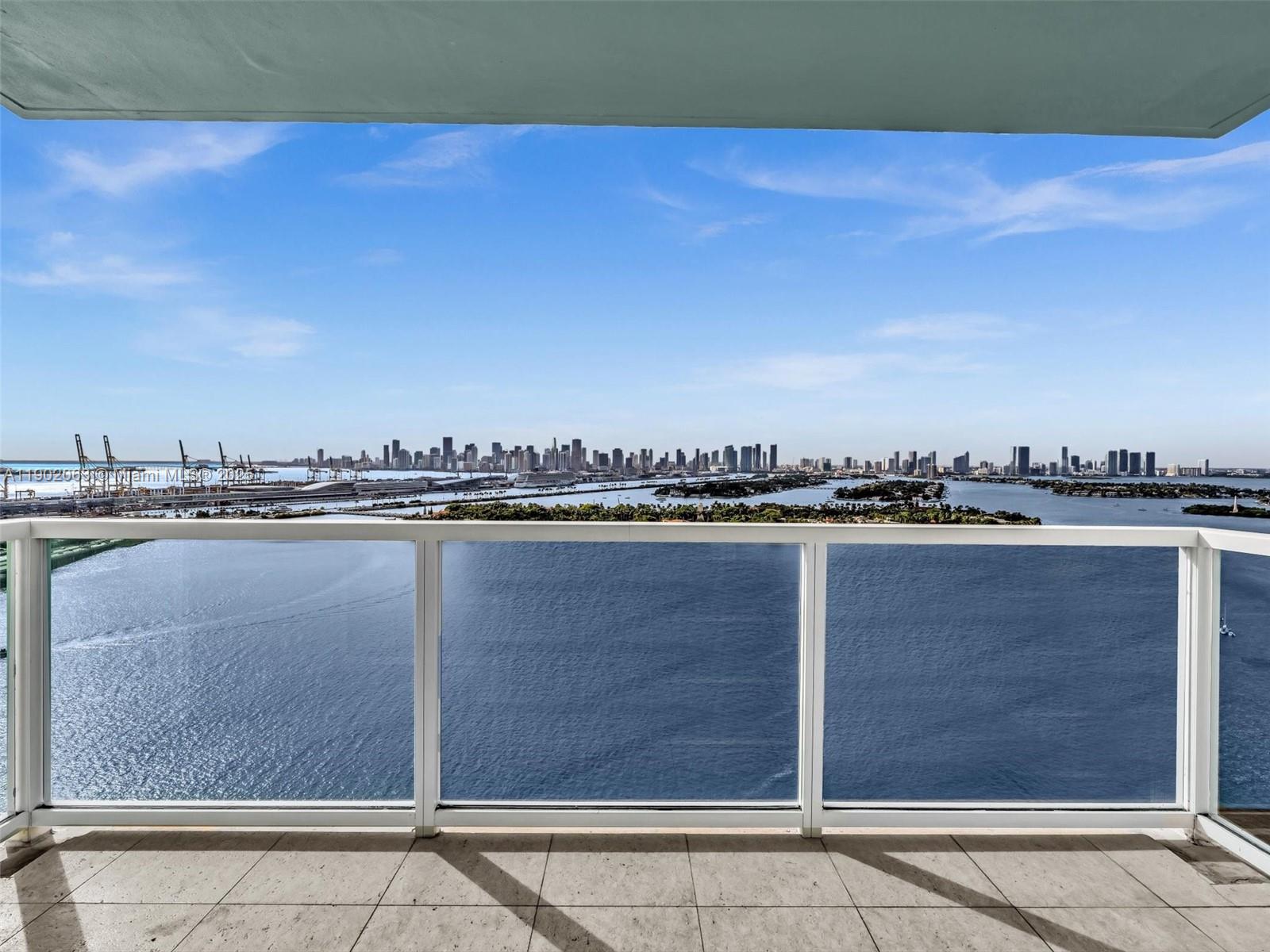 650 West Ave #3003