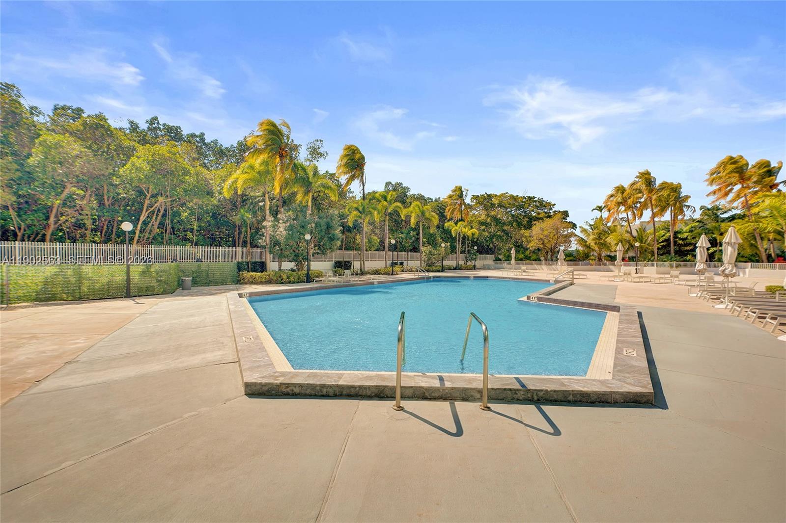 100 Bayview Dr #1901 Sunny Isles Beach, FL 33160