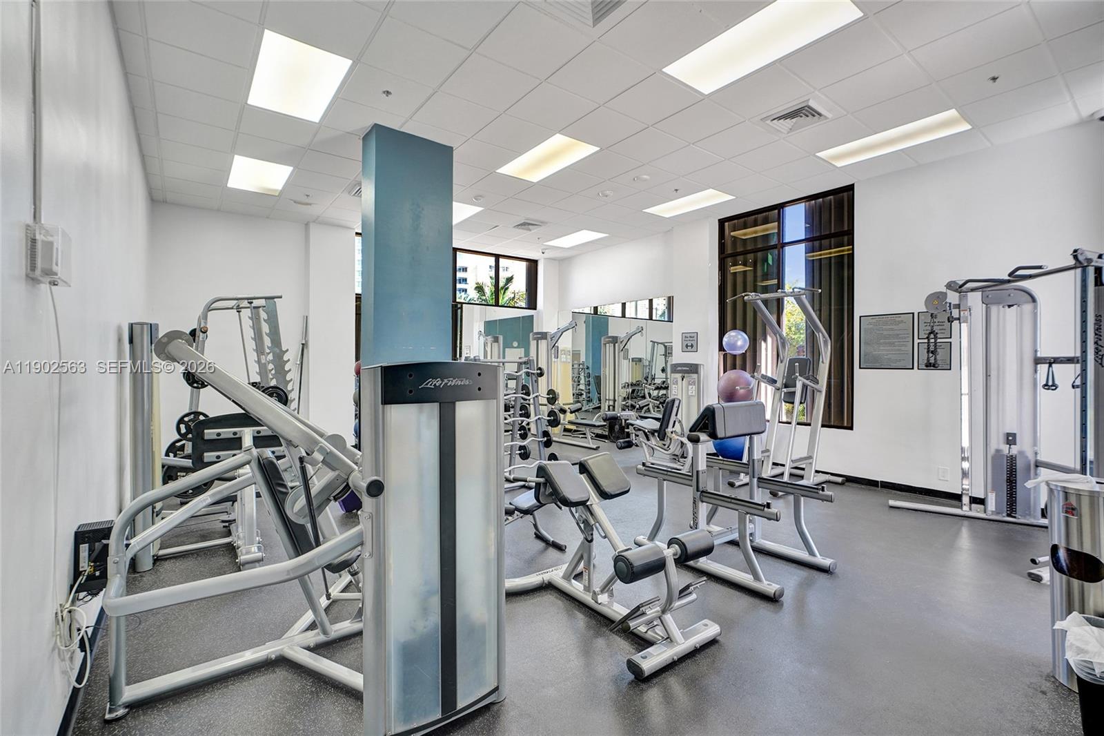 100 Bayview Dr #1901 Sunny Isles Beach, FL 33160