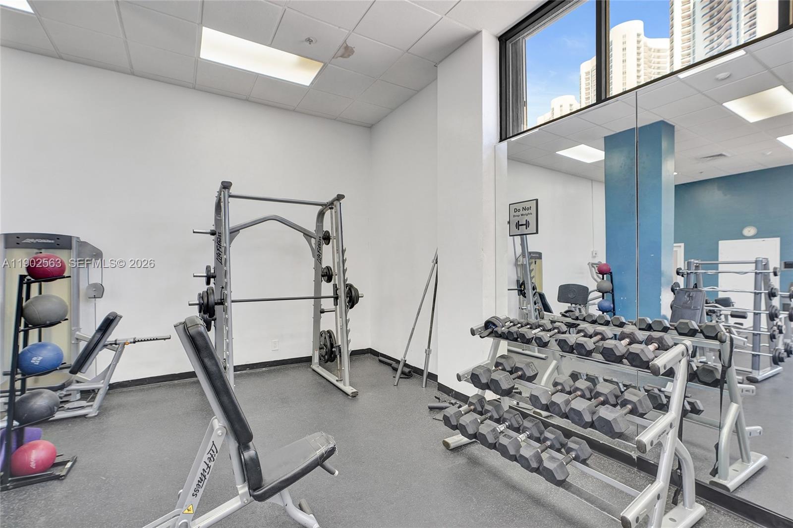 100 Bayview Dr #1901 Sunny Isles Beach, FL 33160