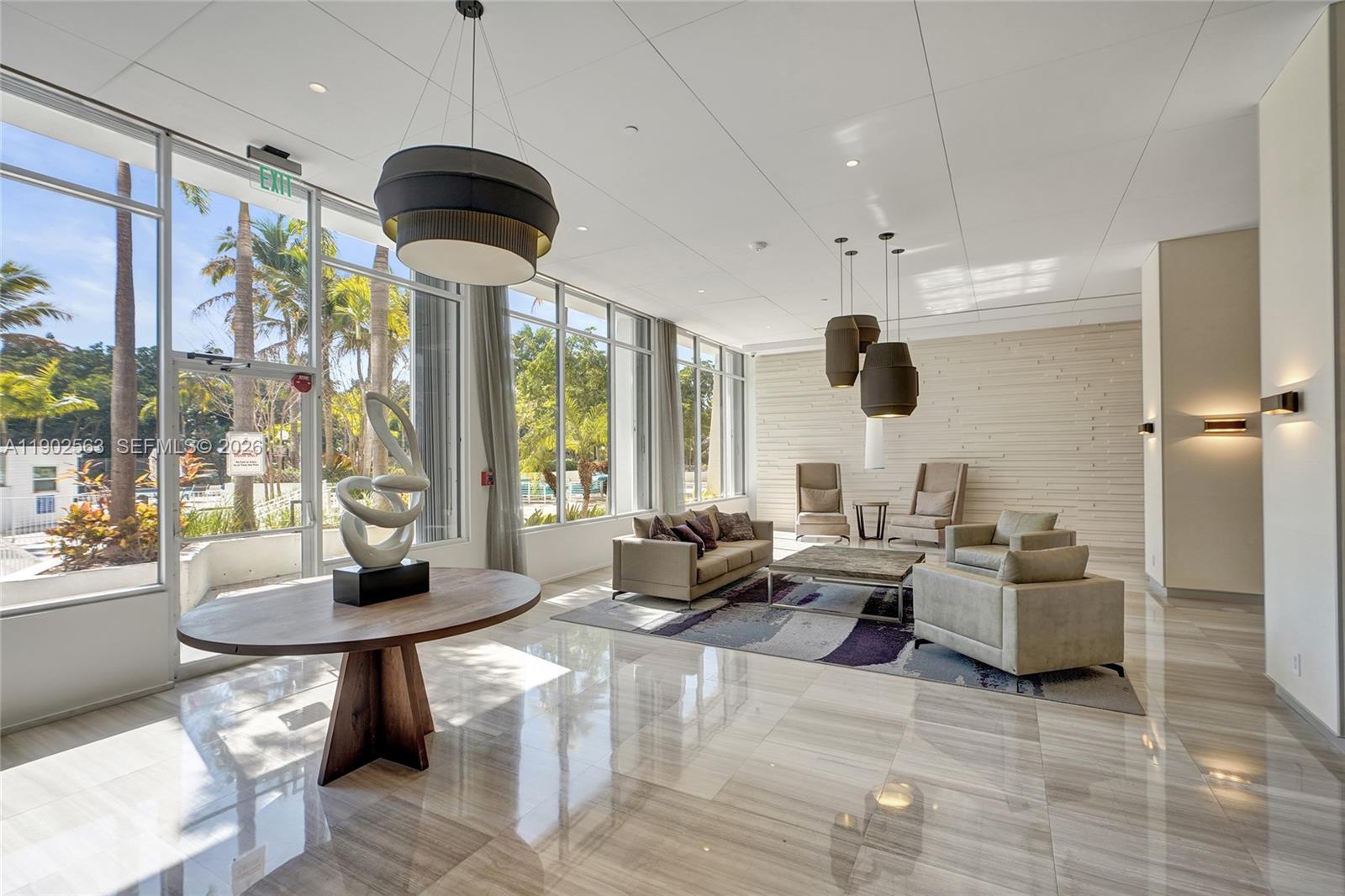 100 Bayview Dr #1901 Sunny Isles Beach, FL 33160