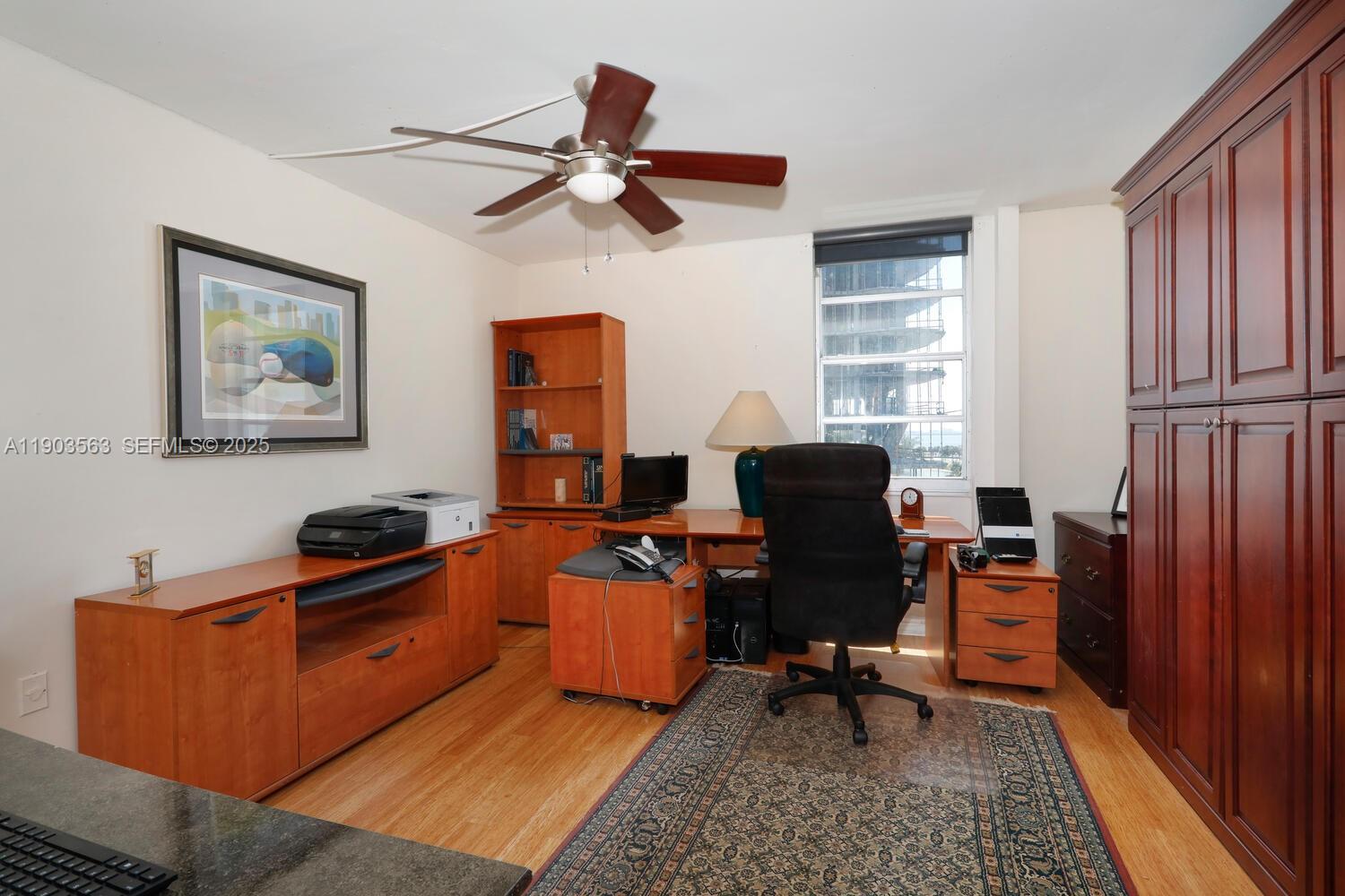 145 SE 25th Rd #702 Miami, FL 33129