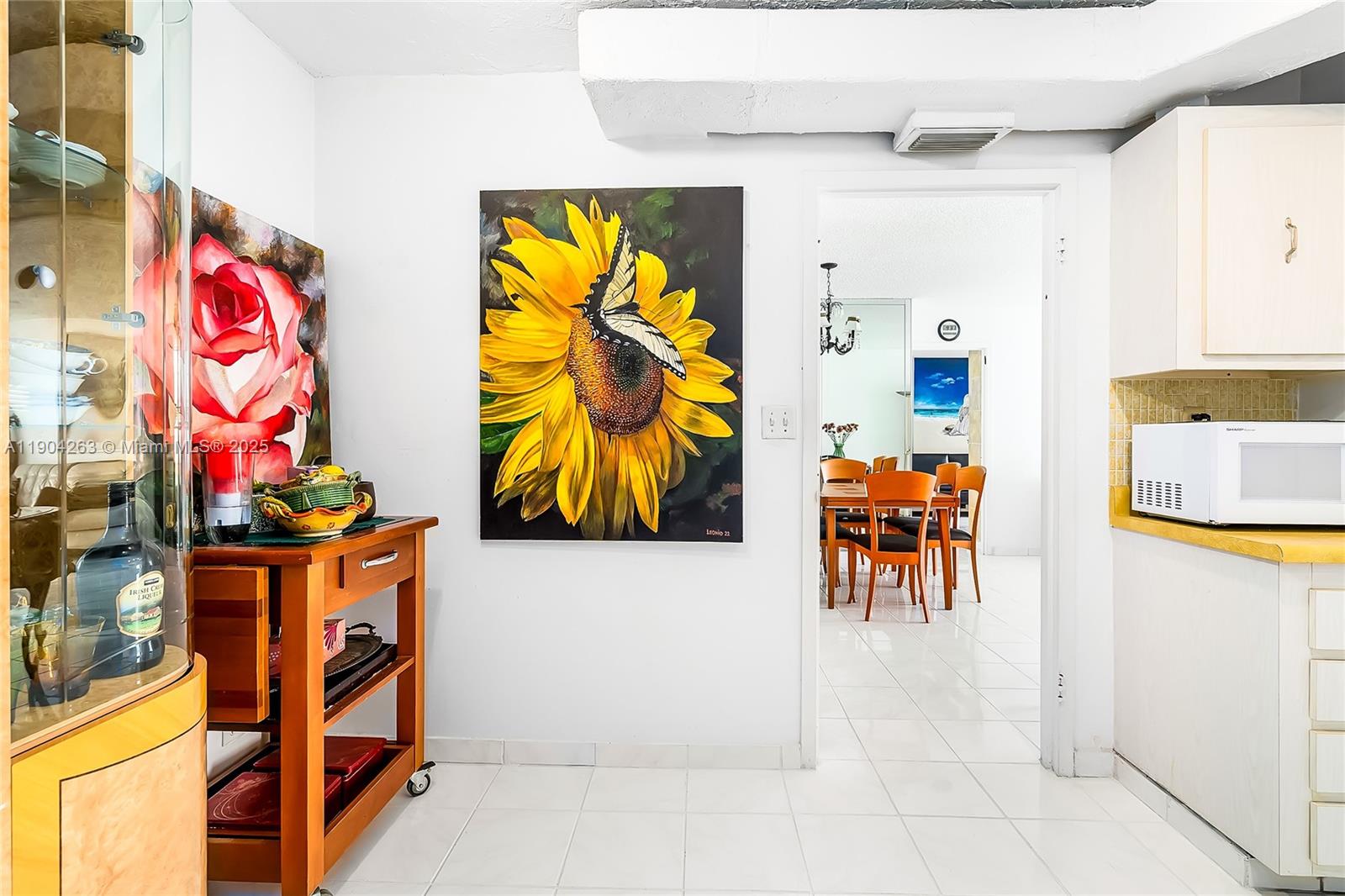 image Winston Towers 500 Condo19