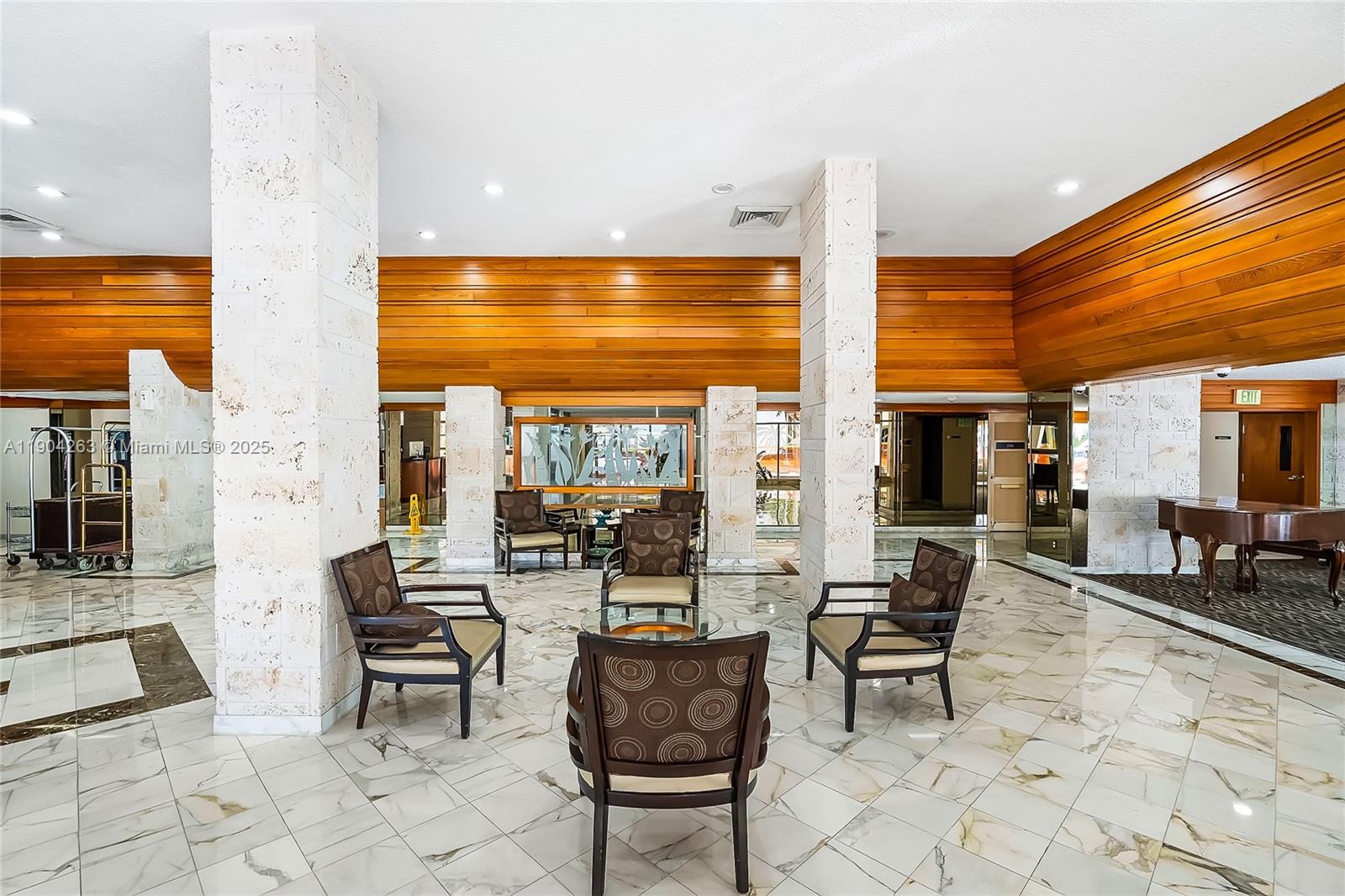 image Winston Towers 500 Condo45