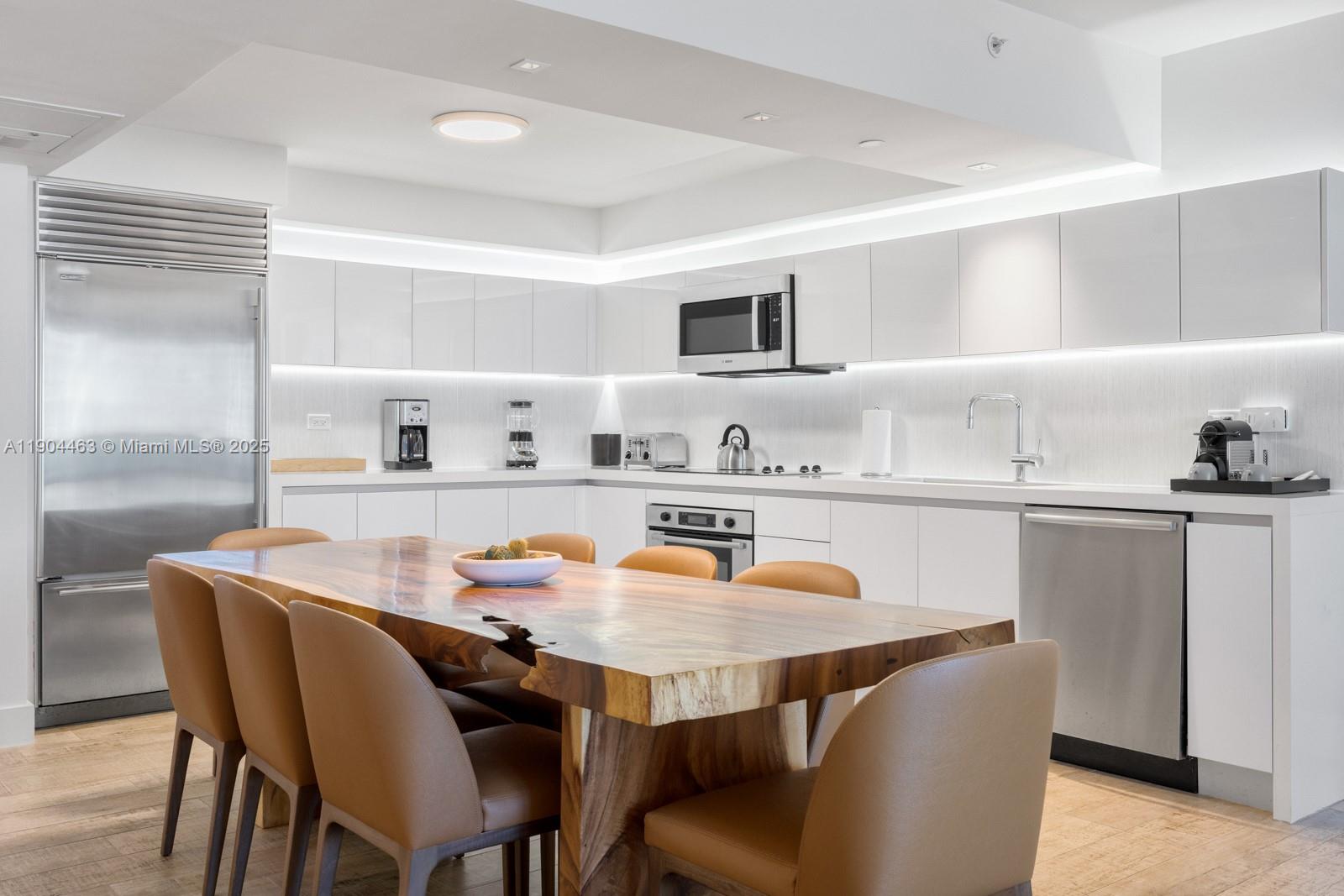 image 1 Hotel & Homes7