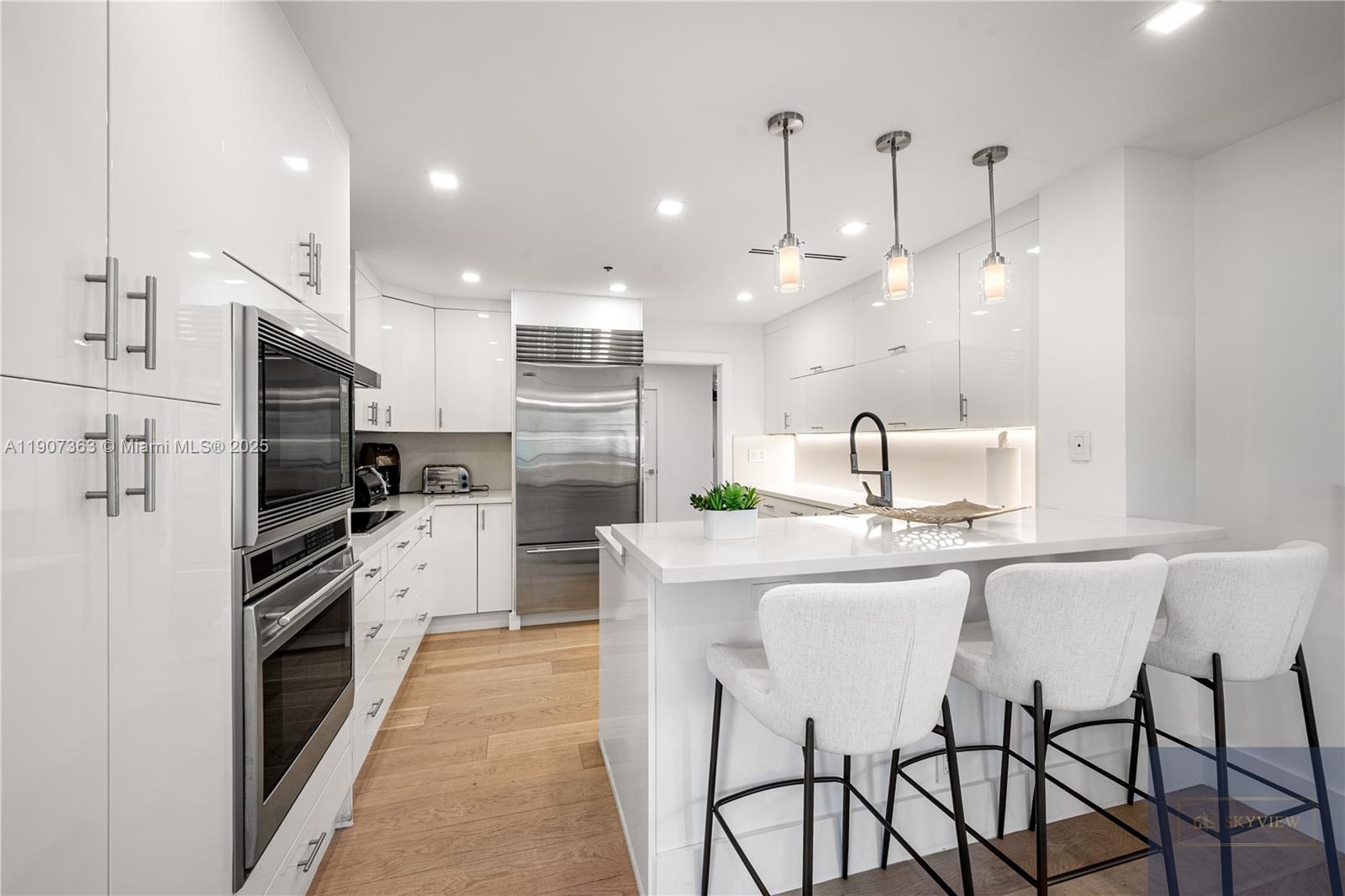 2236 Fisher Is Dr #3306 Miami Beach, FL 33109