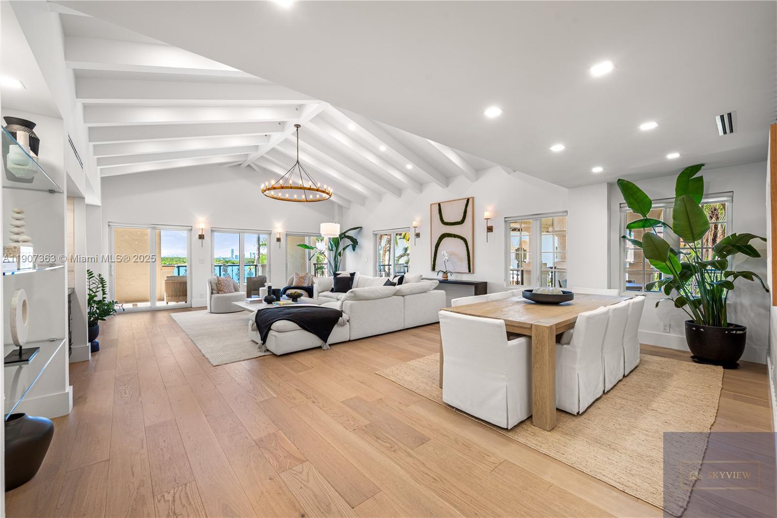 2236 Fisher Is Dr #3306 Miami Beach, FL 33109