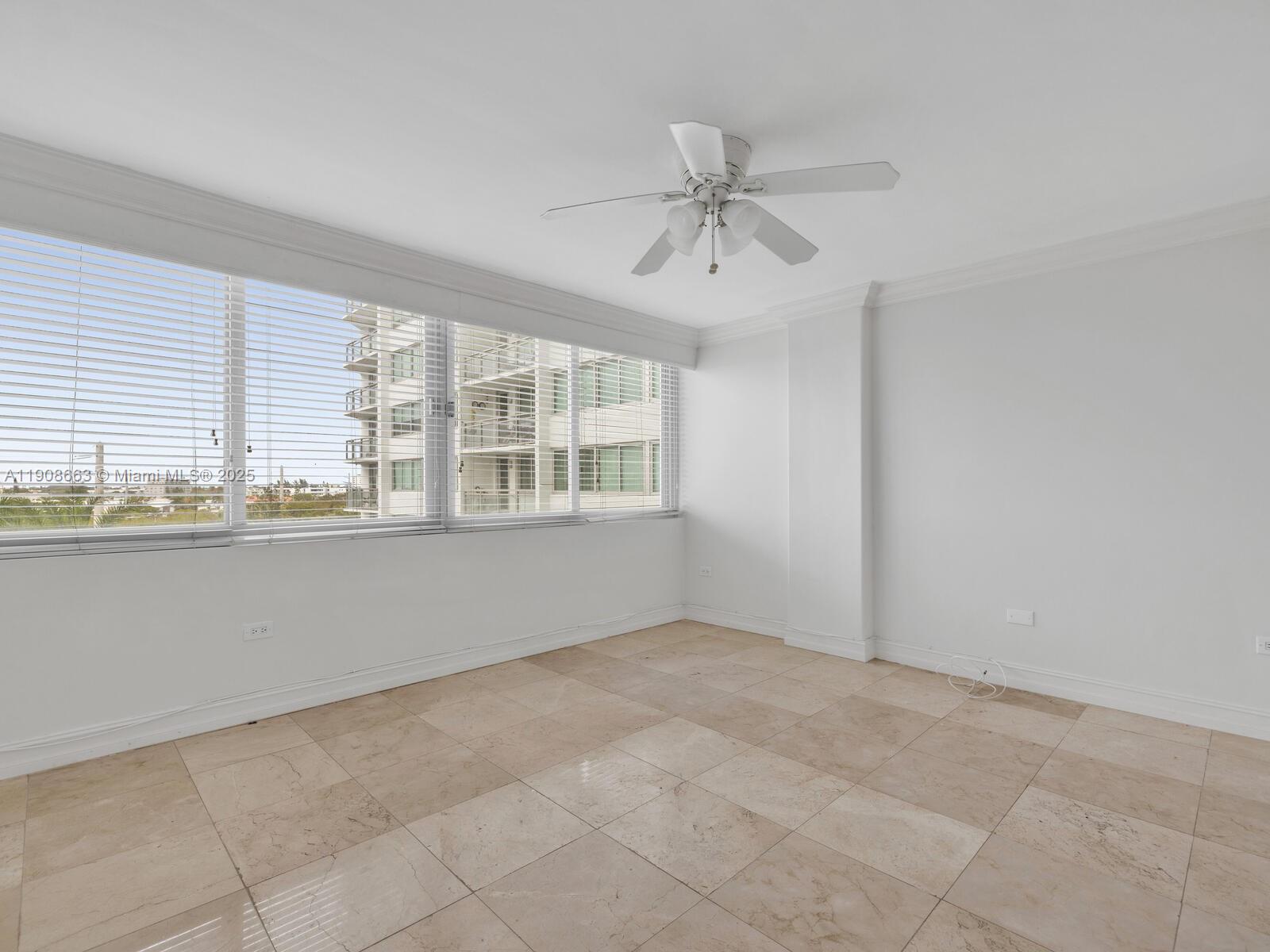 7135 Collins Ave #523 Miami Beach, FL 33141